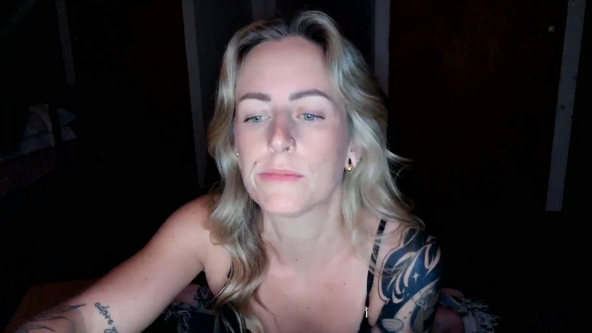 Gallery image thumbnail from Lena_bee's myfreecams stream on, 07/12/2024, 06:08 image 7 of 20