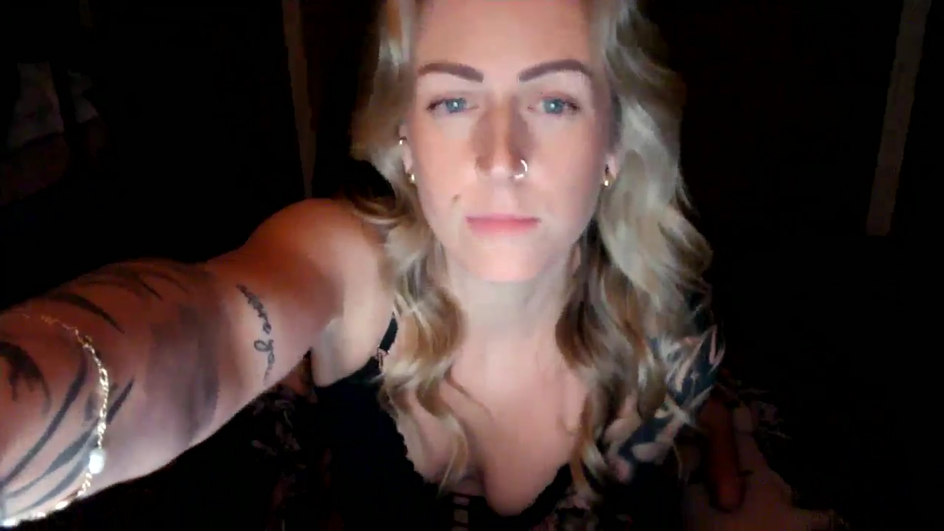 Gallery image thumbnail from Lena_bee's myfreecams stream on, 07/12/2024, 06:08 image 18 of 20