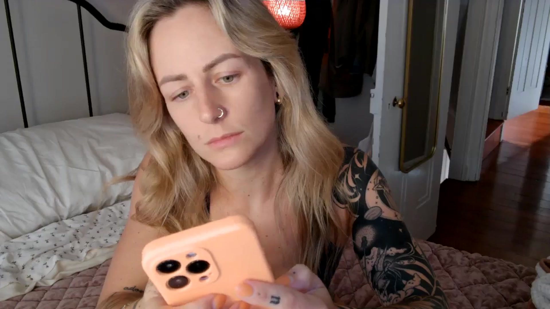 Gallery image thumbnail from Lena_bee's myfreecams stream on, 07/12/2024, 18:52 image 2 of 20