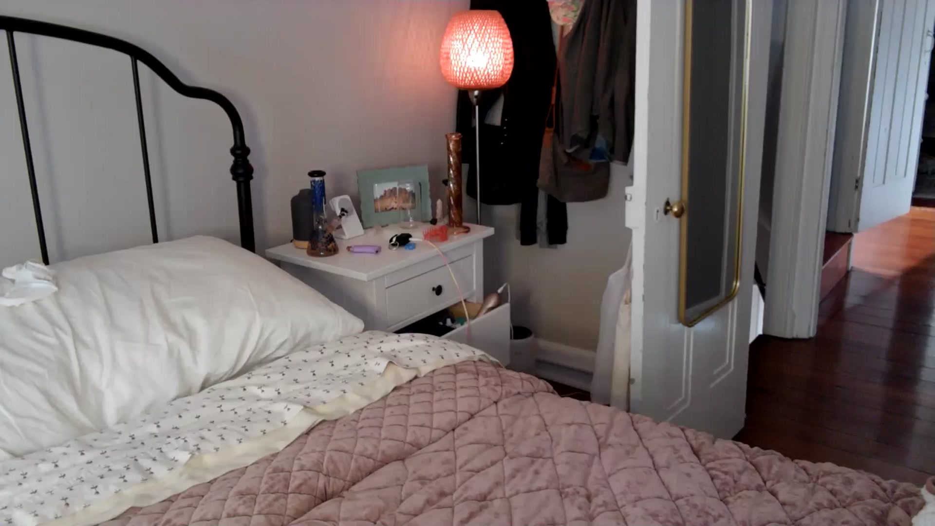 Gallery image thumbnail from Lena_bee's myfreecams stream on, 07/12/2024, 18:52 image 12 of 20