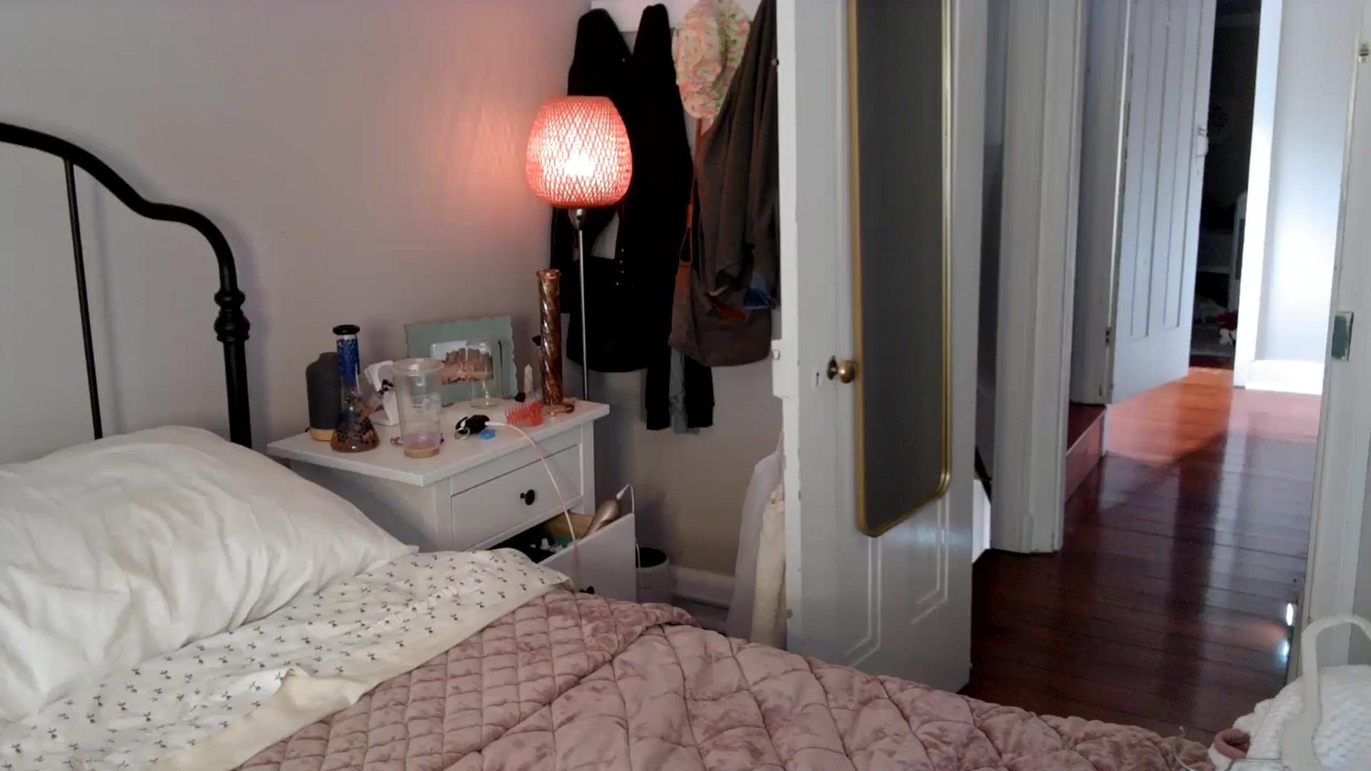 Gallery image thumbnail from Lena_bee's myfreecams stream on, 07/12/2024, 18:52 image 20 of 20