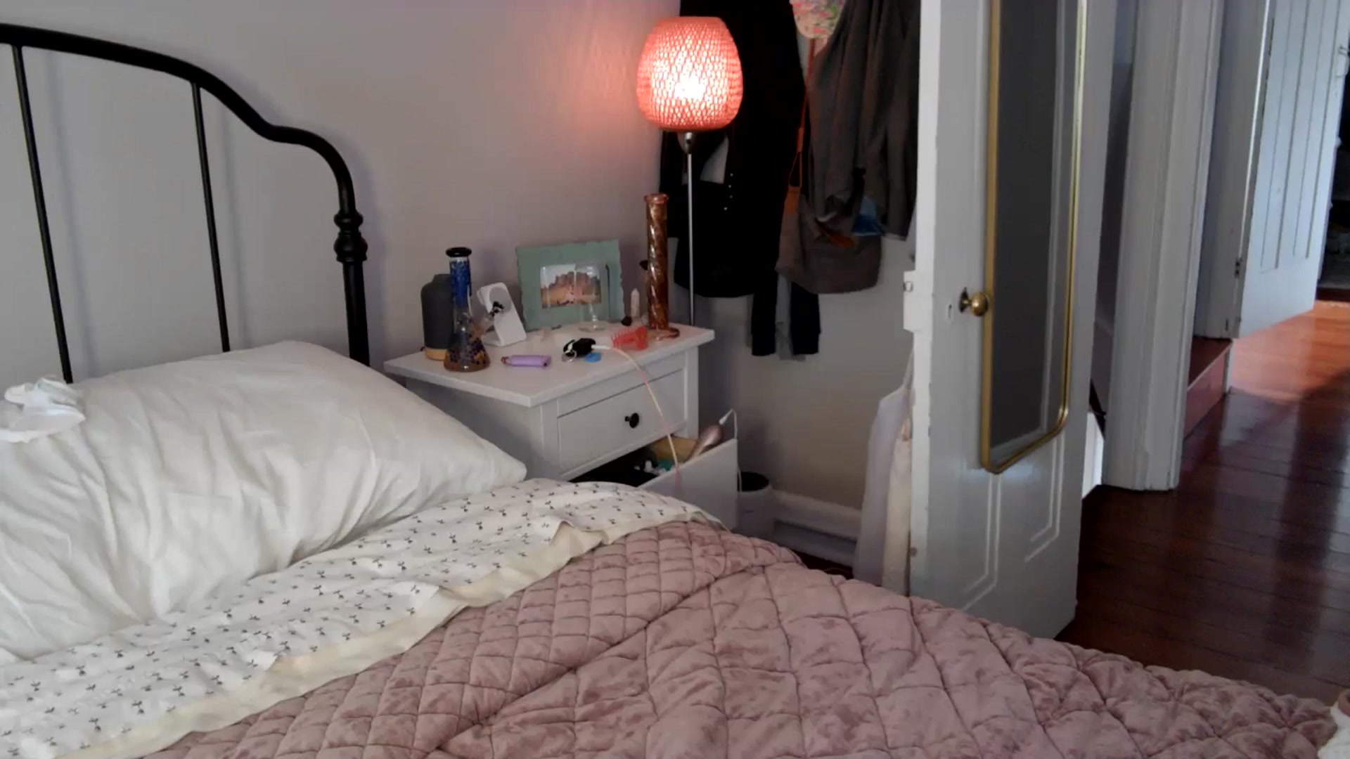 Gallery image thumbnail from Lena_bee's myfreecams stream on, 07/12/2024, 18:52 image 13 of 20