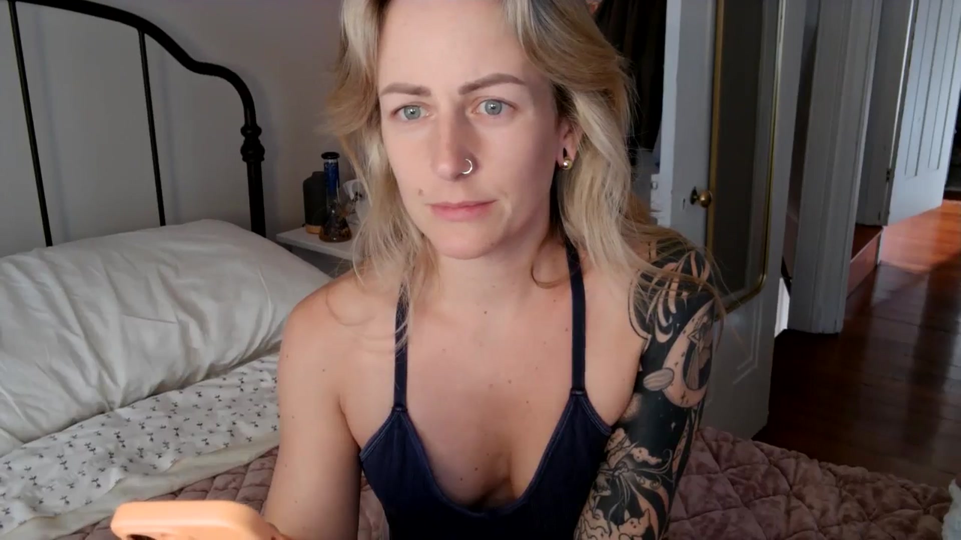 Gallery image thumbnail from Lena_bee's myfreecams stream on, 07/12/2024, 18:52 image 4 of 20