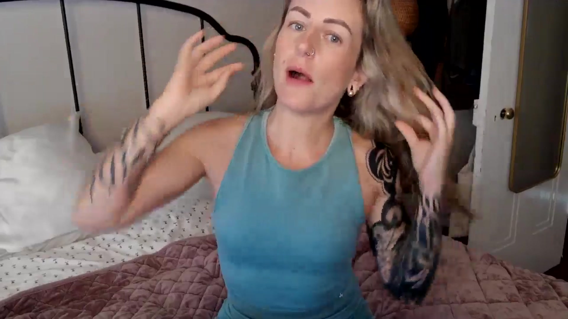 Gallery image thumbnail from Lena_bee's myfreecams stream on, 07/13/2024, 17:27 image 5 of 20