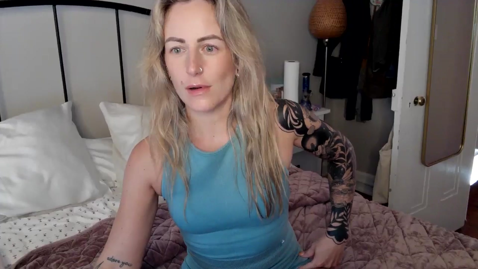 Gallery image thumbnail from Lena_bee's myfreecams stream on, 07/13/2024, 21:47 image 2 of 20