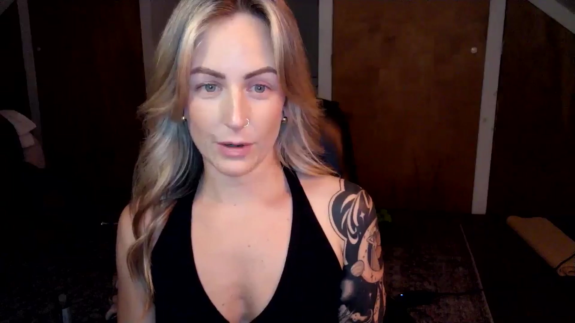 Gallery image thumbnail from Lena_bee's myfreecams stream on, 07/20/2024, 01:44 image 9 of 20