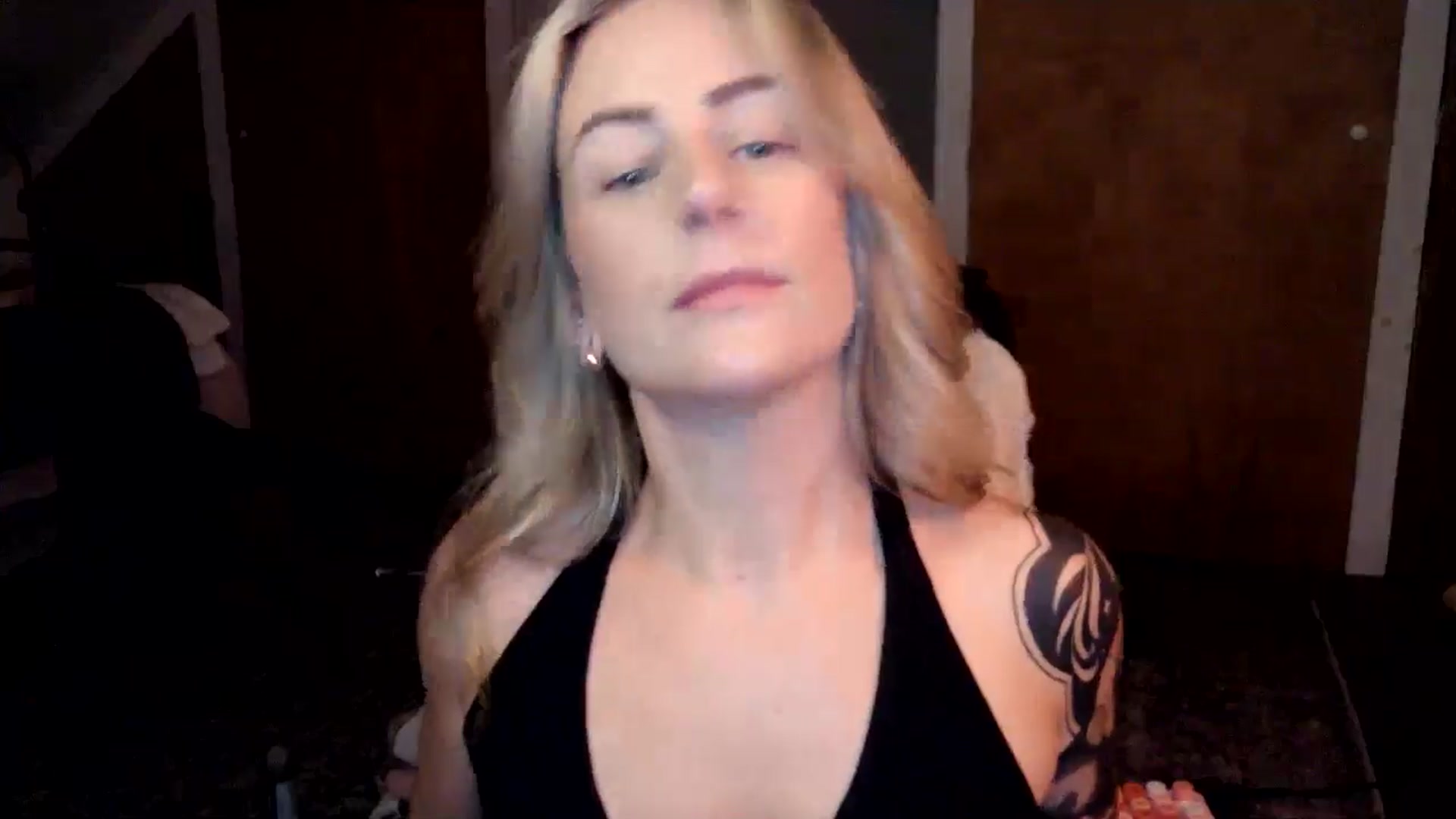 Gallery image thumbnail from Lena_bee's myfreecams stream on, 07/20/2024, 01:44 image 14 of 20