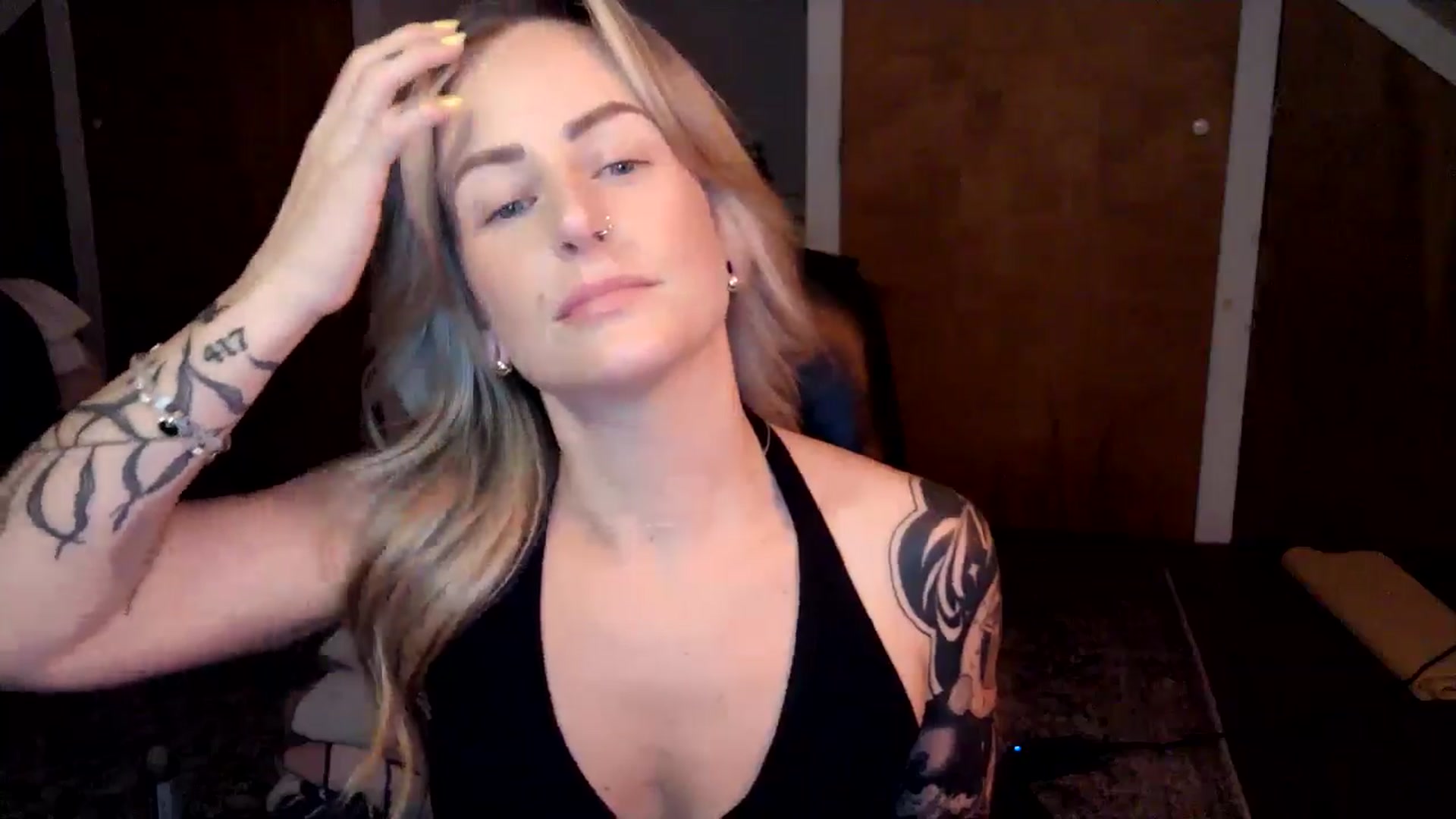 Gallery image thumbnail from Lena_bee's myfreecams stream on, 07/20/2024, 01:44 image 8 of 20