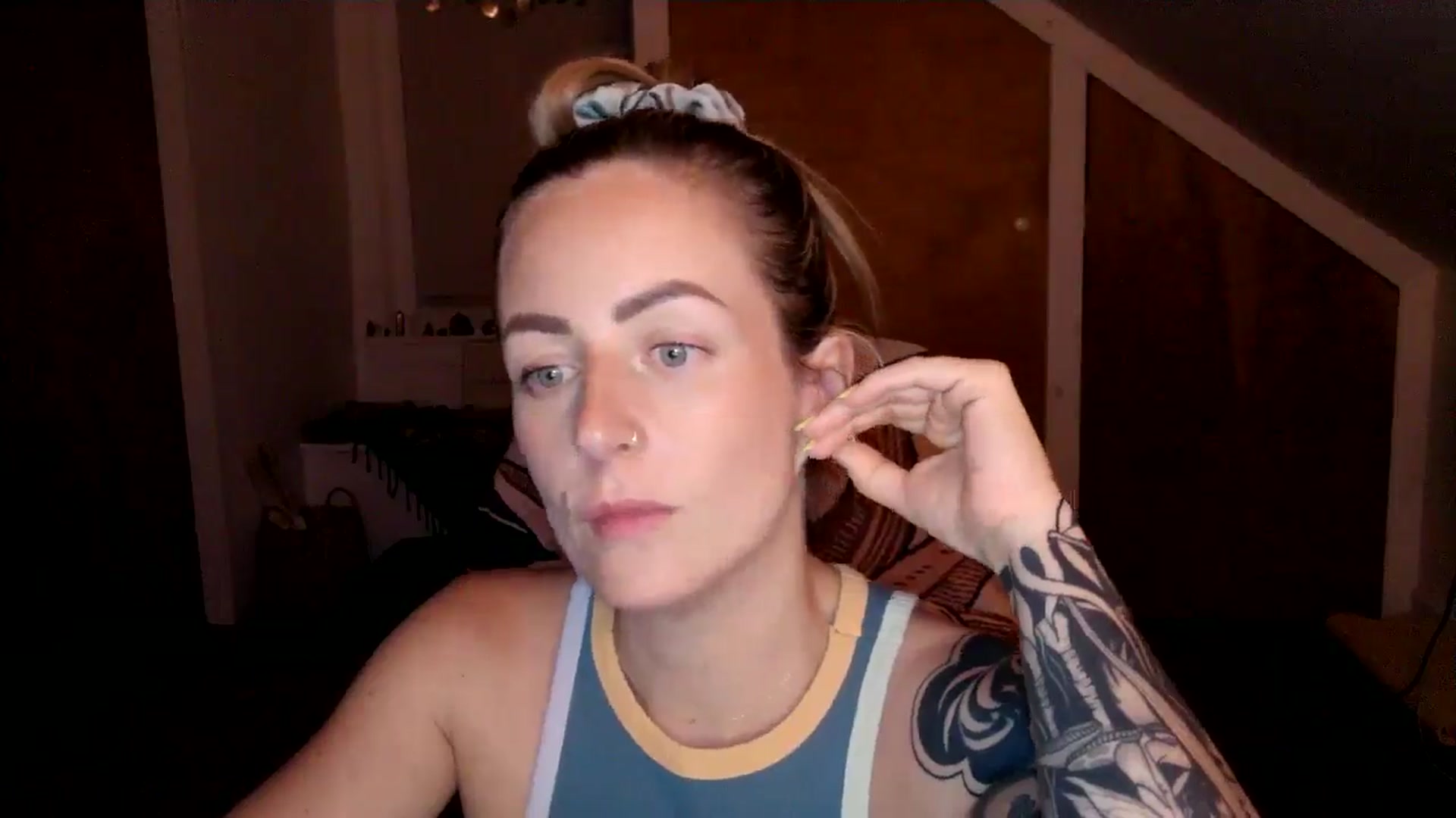 Gallery image thumbnail from Lena_bee's myfreecams stream on, 07/27/2024, 02:14 image 8 of 20