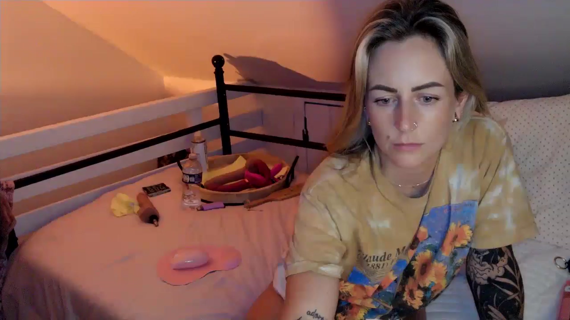 Gallery image thumbnail from Lena_bee's myfreecams stream on, 08/02/2024, 06:20 image 20 of 20