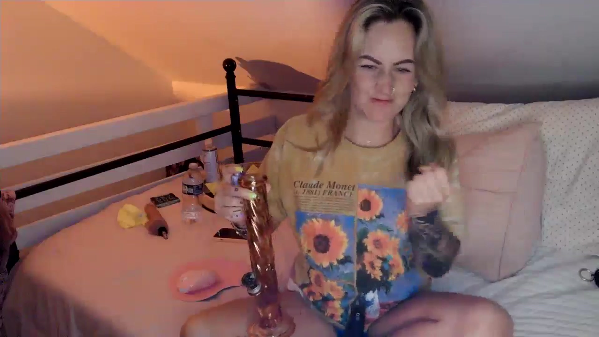 Gallery image thumbnail from Lena_bee's myfreecams stream on, 08/02/2024, 06:35 image 5 of 20