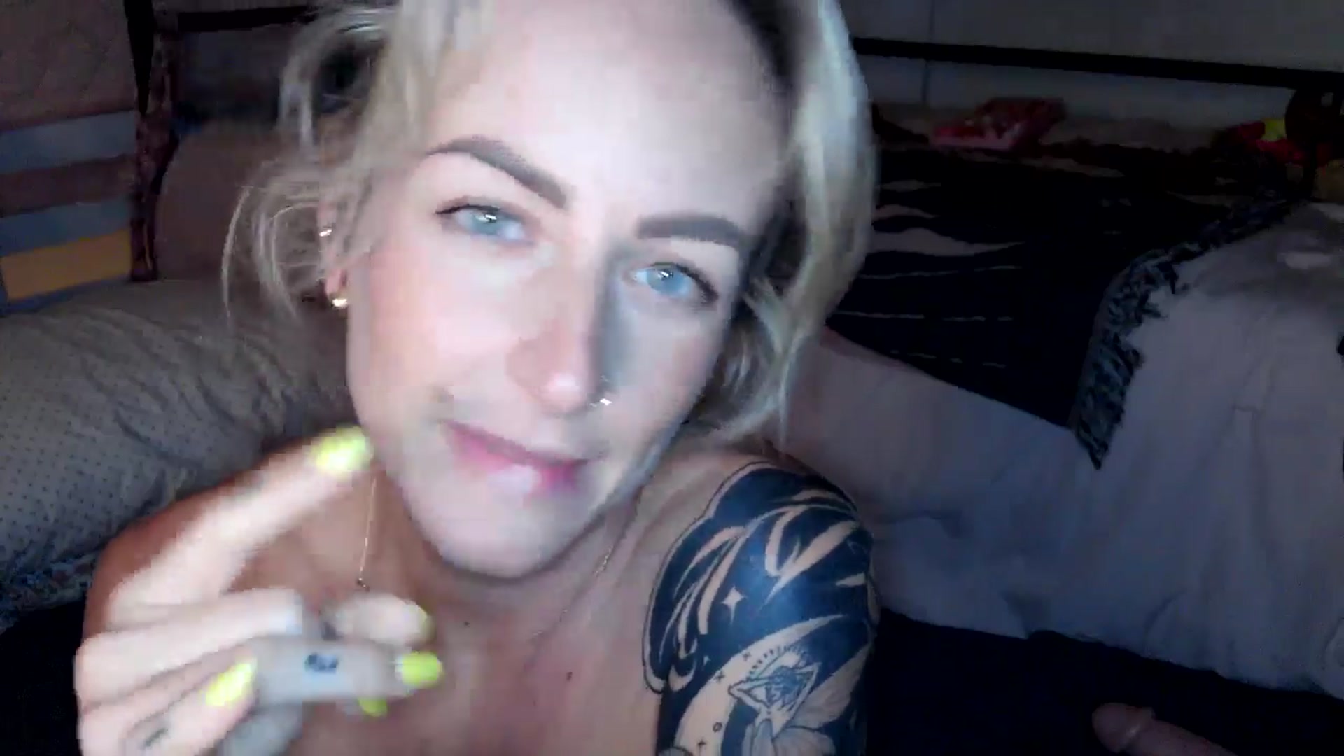 Gallery image thumbnail from Lena_bee's myfreecams stream on, 08/11/2024, 04:09 image 17 of 20