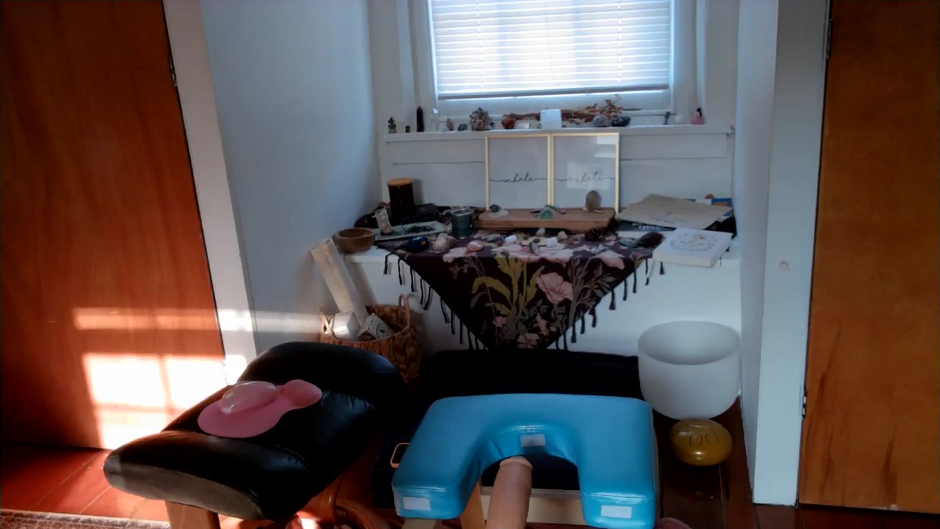 Gallery image thumbnail from Lena_bee's myfreecams stream on, 08/15/2024, 22:36 image 13 of 20