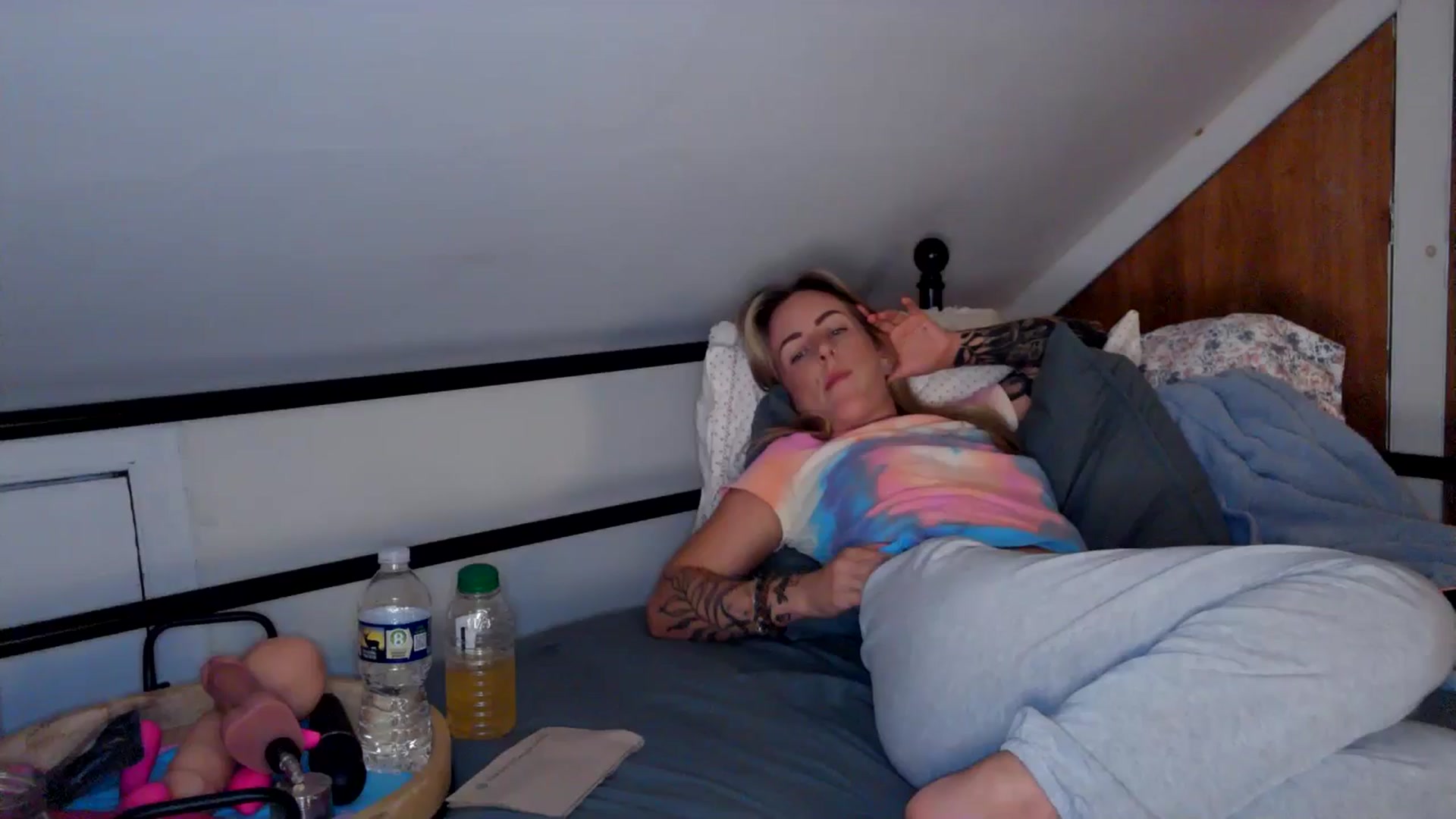 Gallery image thumbnail from Lena_bee's myfreecams stream on, 08/23/2024, 05:28 image 14 of 20