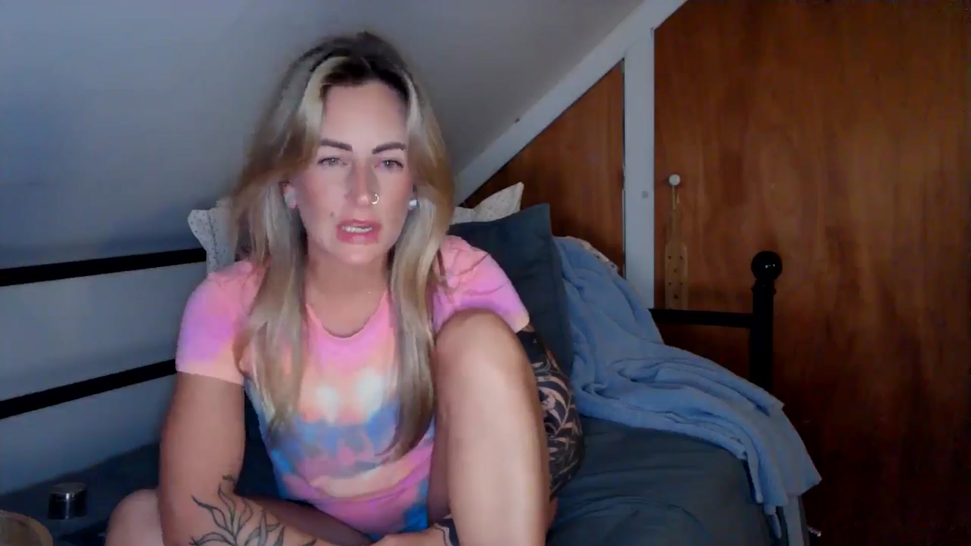 Gallery image thumbnail from Lena_bee's myfreecams stream on, 08/23/2024, 05:28 image 2 of 20