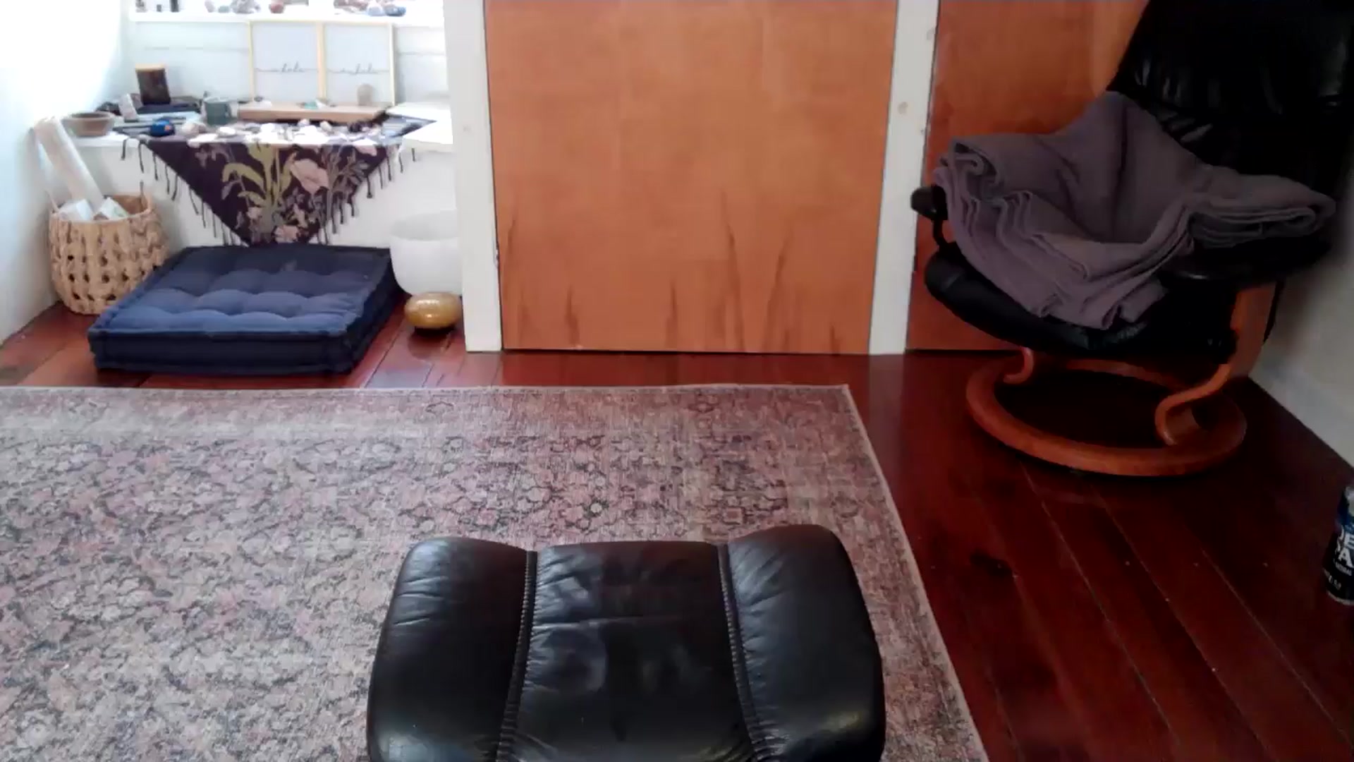 Gallery image thumbnail from Lena_bee's myfreecams stream on, 08/24/2024, 20:55 image 11 of 20