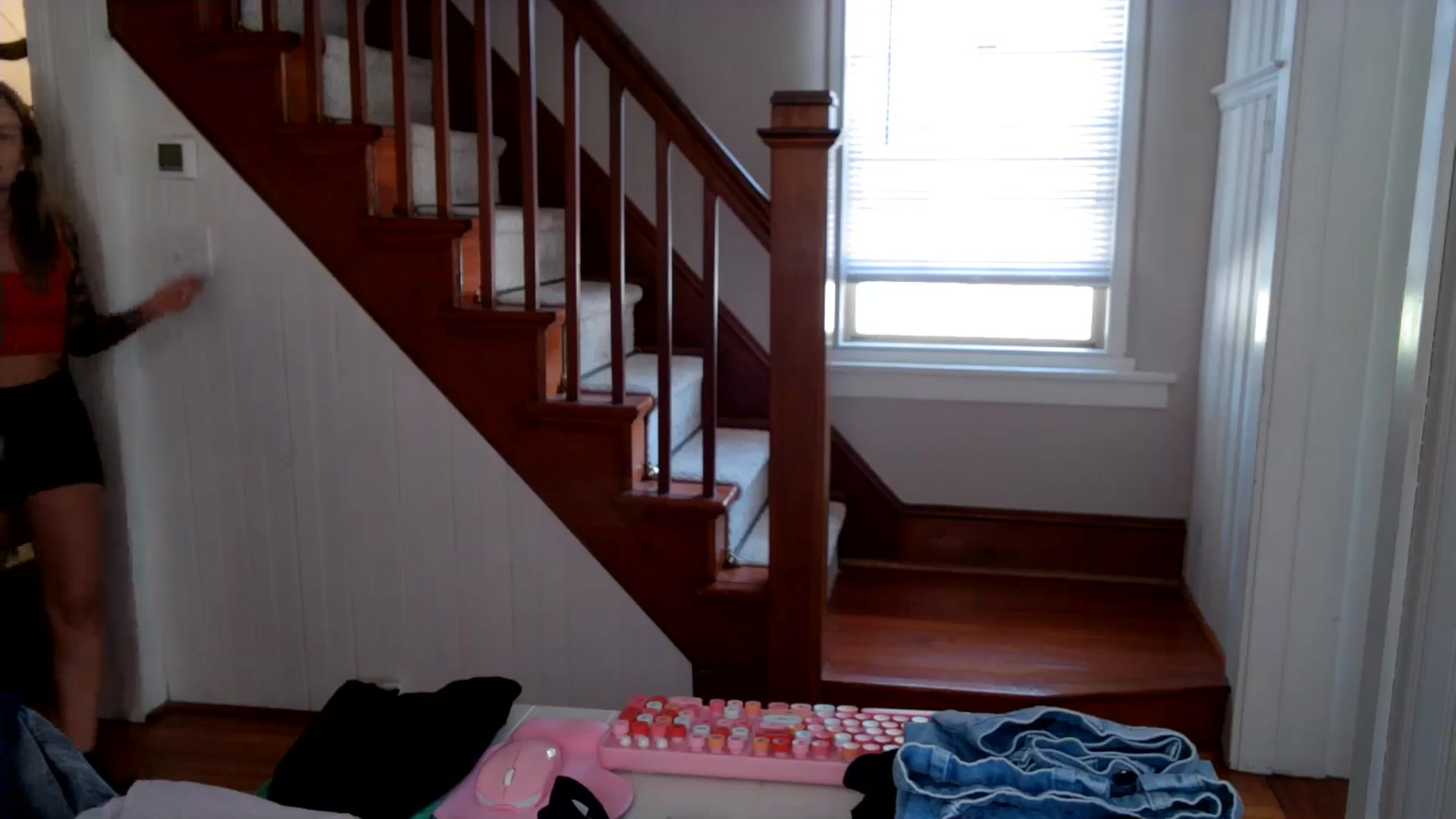Gallery image thumbnail from Lena_bee's myfreecams stream on, 09/11/2024, 17:42 image 5 of 20