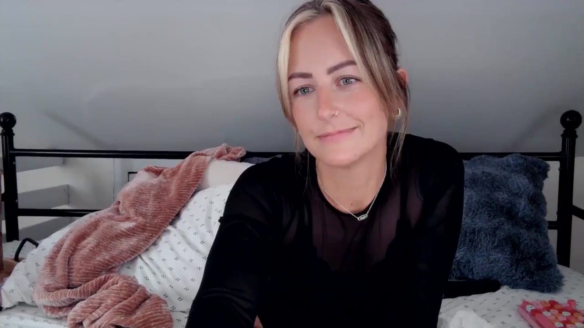 Gallery image thumbnail from Lena_bee's myfreecams stream on, 09/26/2024, 19:02 image 9 of 20