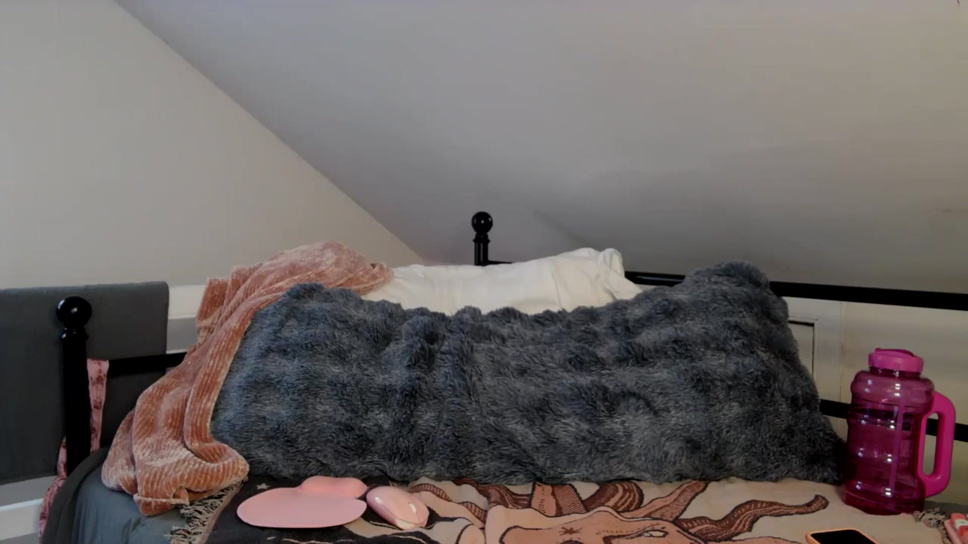 Gallery image thumbnail from Lena_bee's myfreecams stream on, 09/30/2024, 18:47 image 8 of 20
