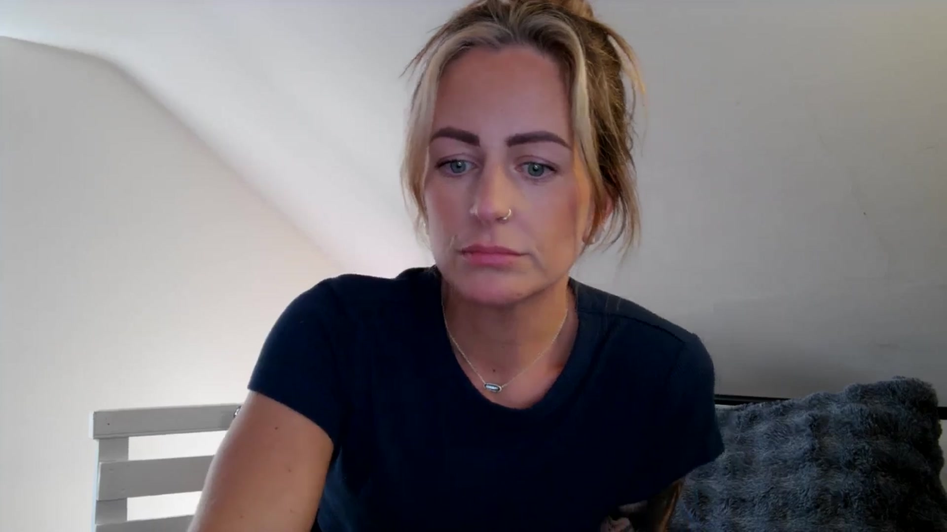 Gallery image thumbnail from Lena_bee's myfreecams stream on, 10/07/2024, 19:36 image 8 of 20
