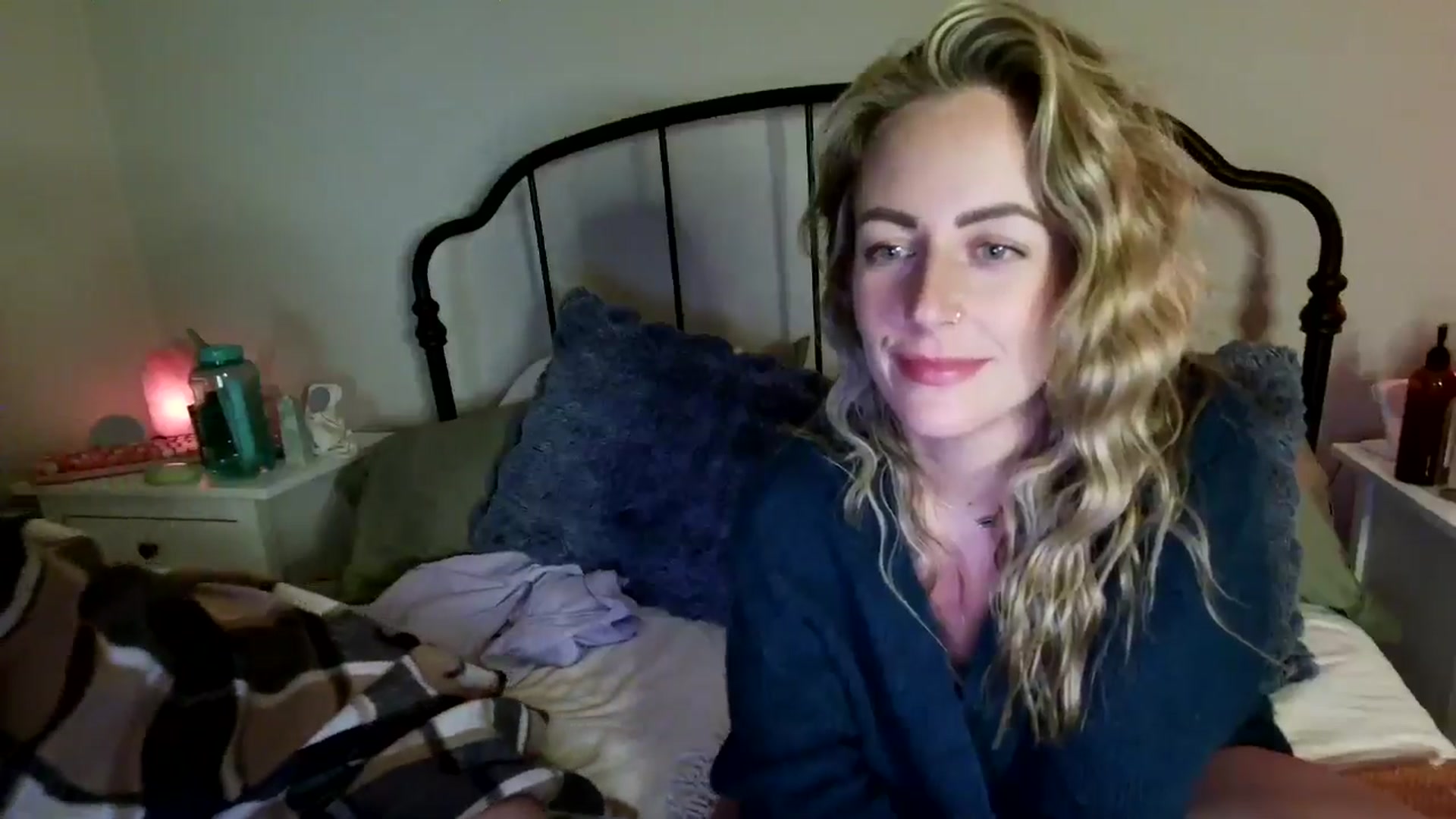 Gallery image thumbnail from Lena_bee's myfreecams stream on, 10/26/2024, 06:16 image 2 of 20