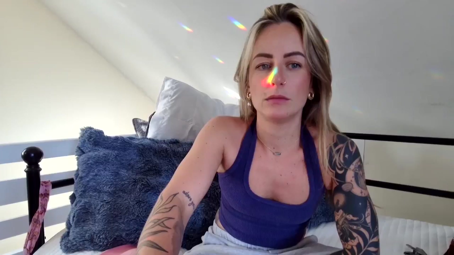 Gallery image thumbnail from Lena_bee's myfreecams stream on, 11/18/2024, 19:53 image 1 of 20