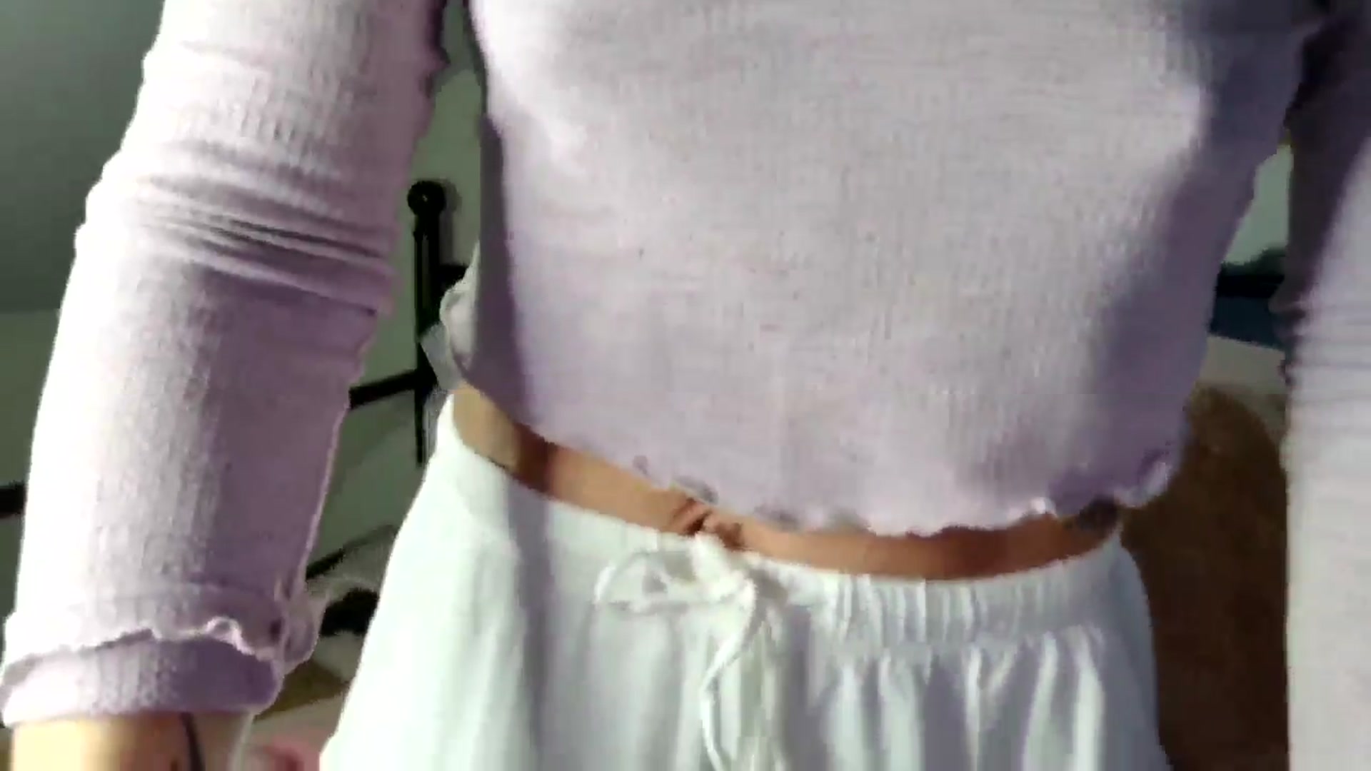 Gallery image thumbnail from Lena_bee's myfreecams stream on, 01/13/2025, 20:47 image 15 of 20