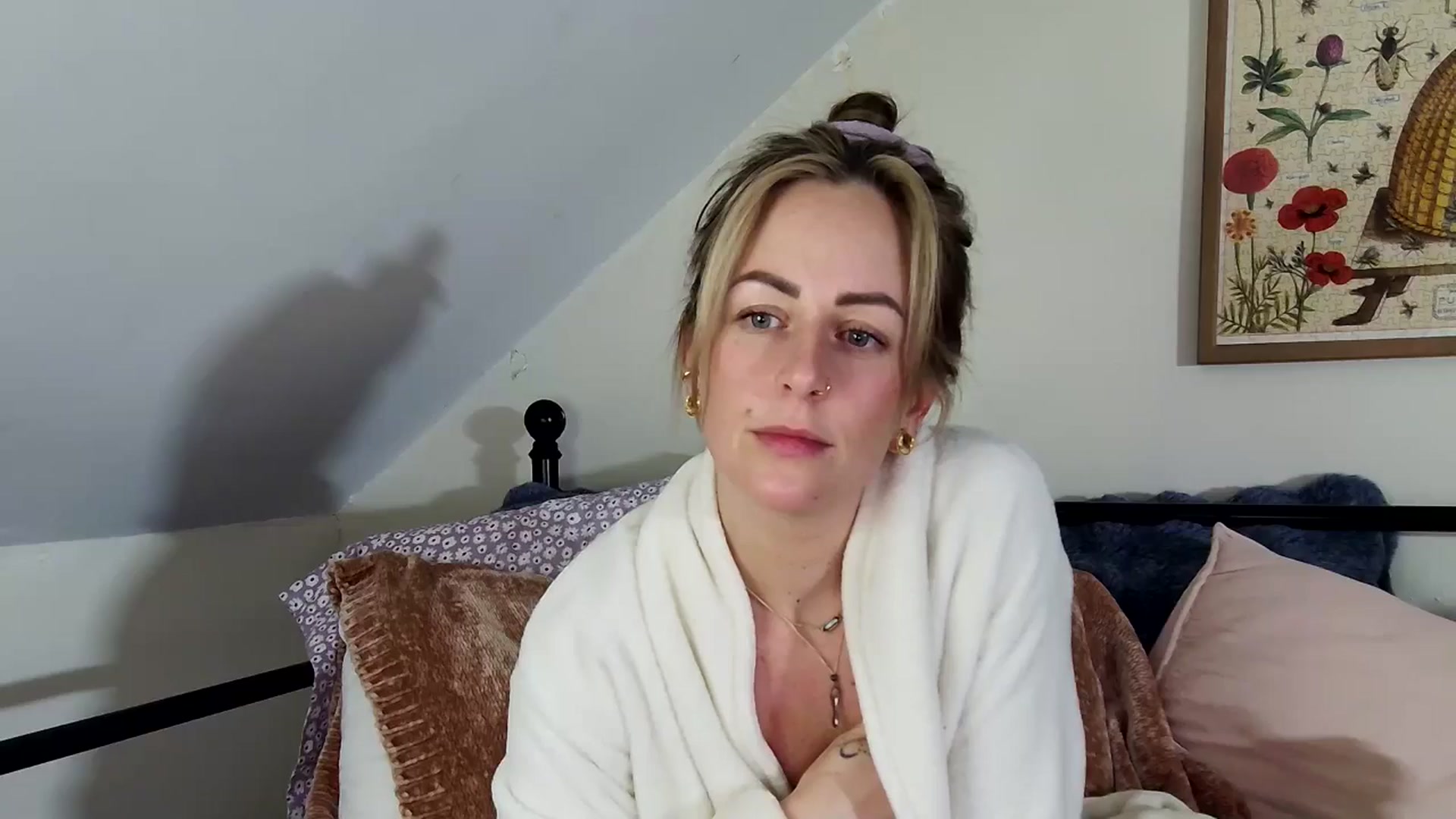 Gallery image thumbnail from Lena_bee's myfreecams stream on, 01/14/2025, 06:55 image 18 of 20