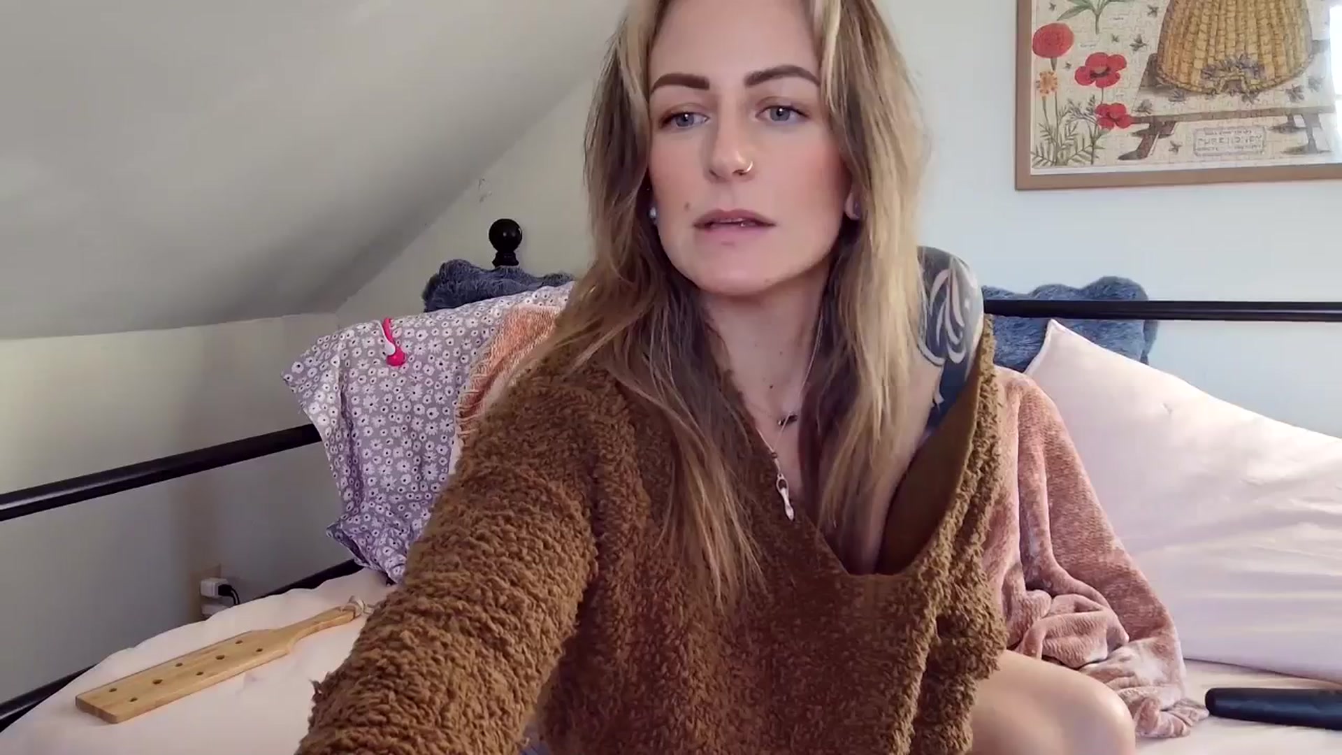 Gallery image thumbnail from Lena_bee's myfreecams stream on, 01/15/2025, 20:47 image 4 of 20