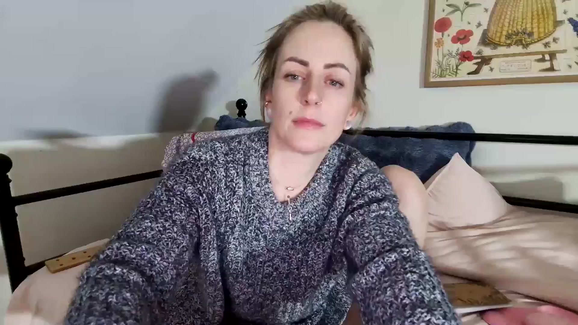 Gallery image thumbnail from Lena_bee's myfreecams stream on, 01/16/2025, 06:39 image 6 of 20