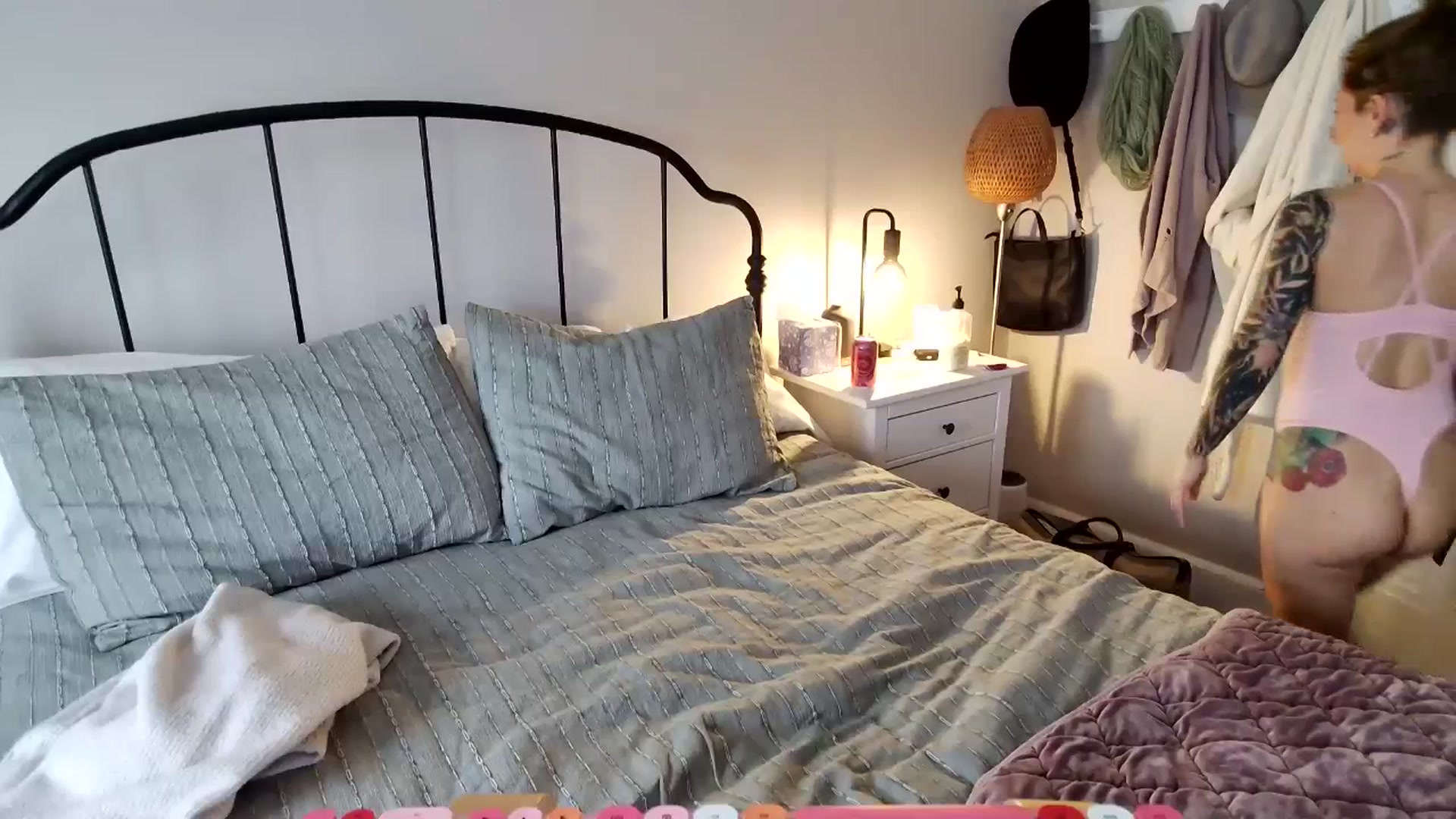 Gallery image thumbnail from Lena_bee's myfreecams stream on, 02/11/2025, 20:11 image 2 of 20