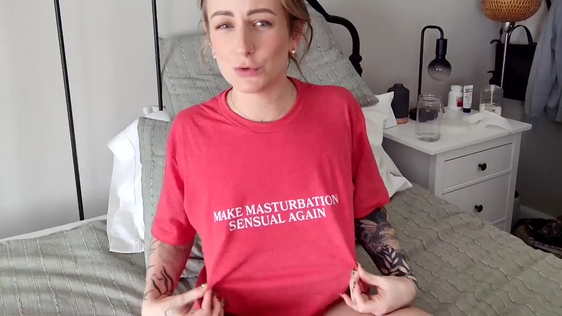 Gallery image thumbnail from Lena_bee's myfreecams stream on, 02/19/2025, 17:46 image 18 of 20