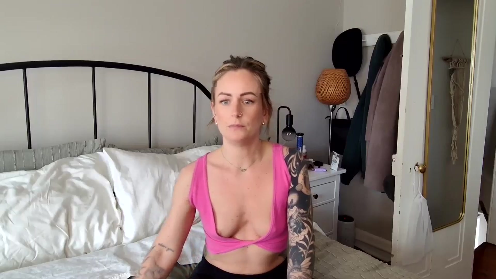 Gallery image thumbnail from Lena_bee's myfreecams stream on, 02/25/2025, 18:16 image 20 of 20