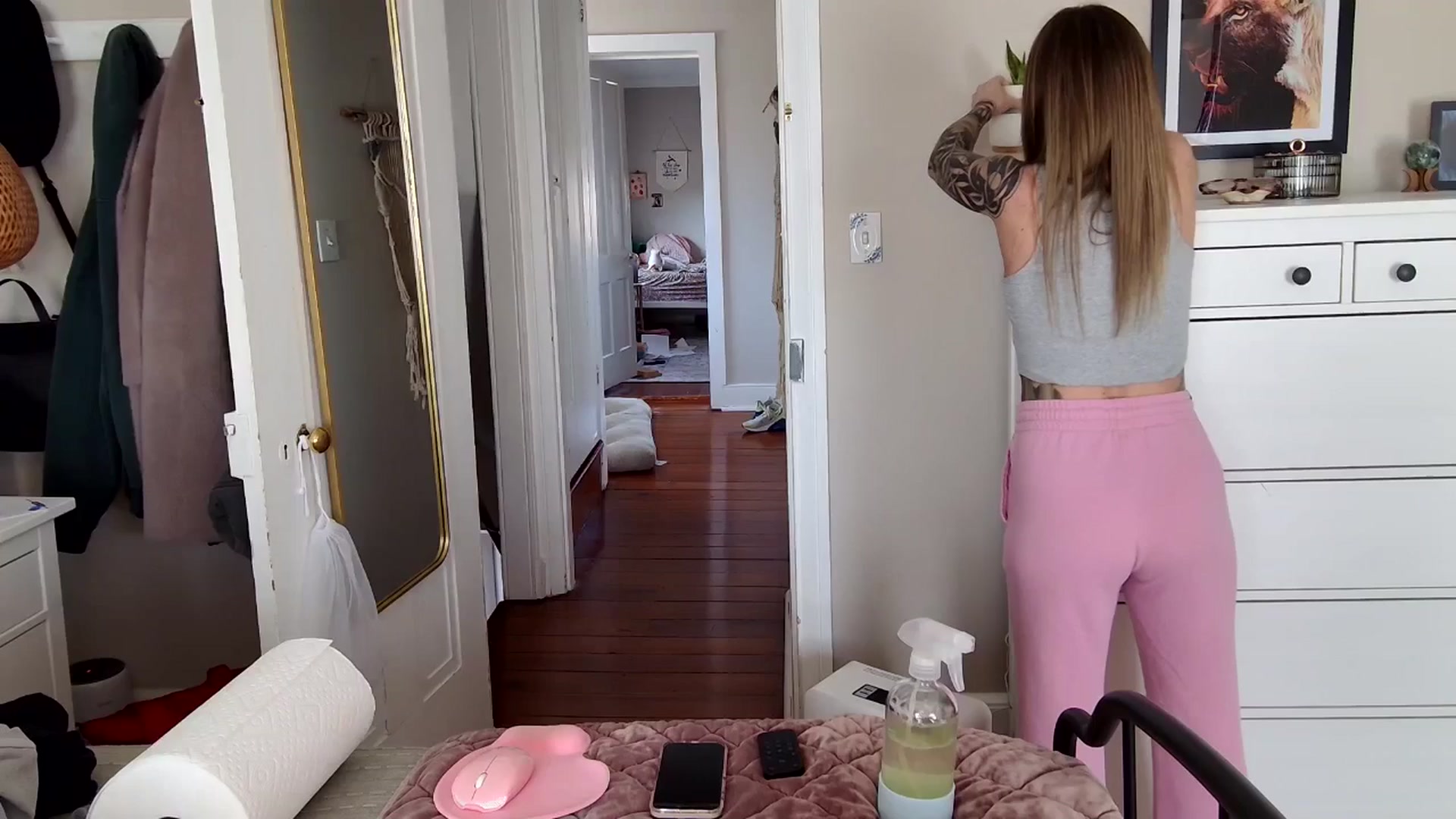 Gallery image thumbnail from Lena_bee's myfreecams stream on, 02/26/2025, 19:29 image 1 of 20