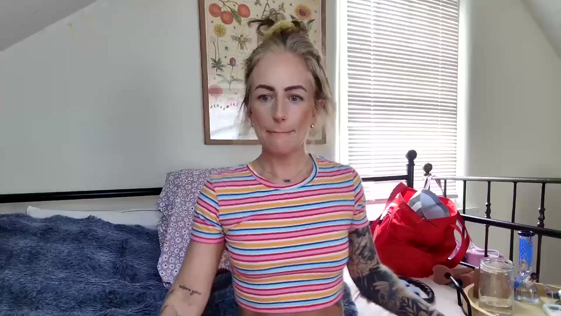 Gallery image thumbnail from Lena_bee's myfreecams stream on, 03/04/2025, 17:24 image 7 of 20