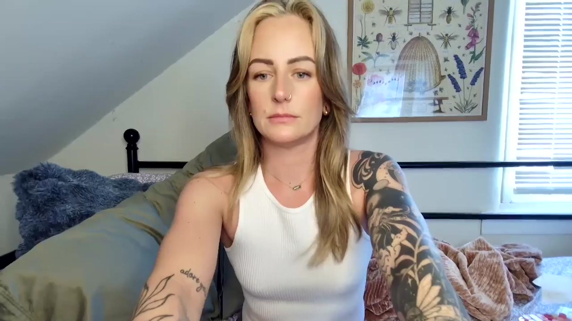 Gallery image thumbnail from Lena_bee's myfreecams stream on, 03/10/2025, 17:22 image 12 of 20