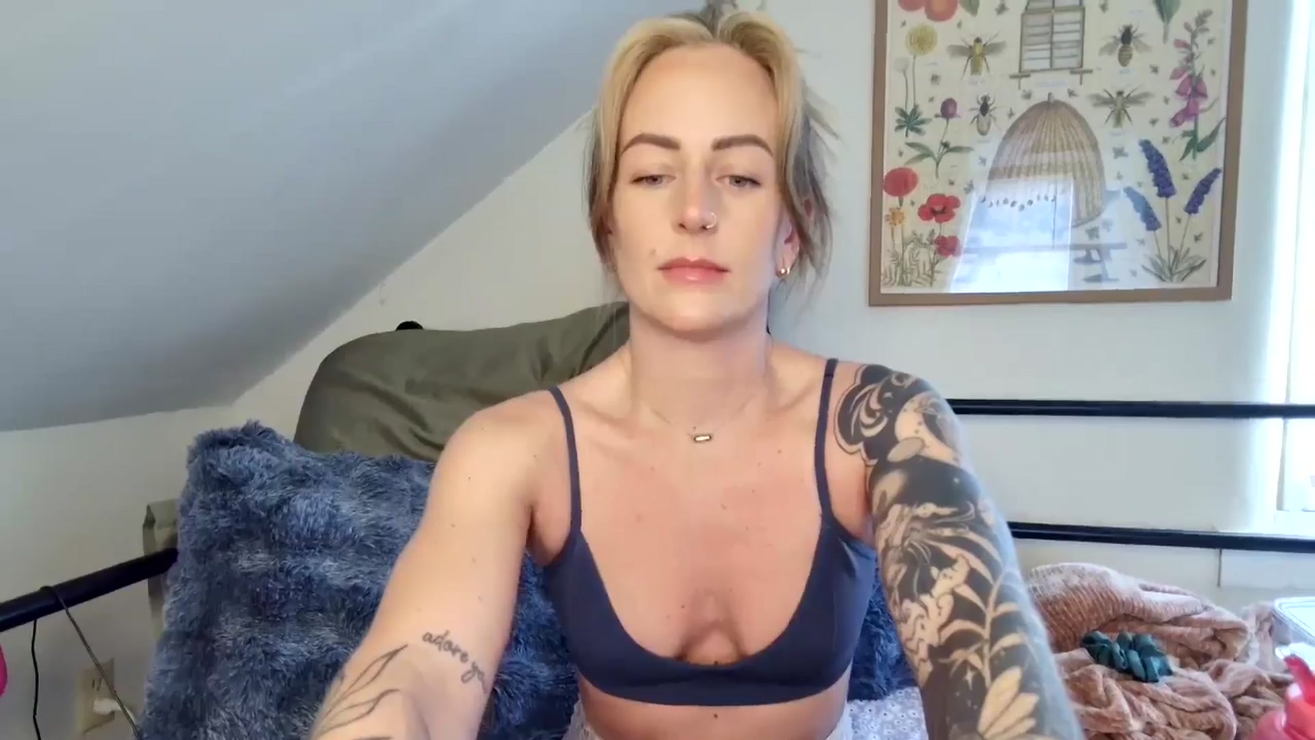 Gallery image thumbnail from Lena_bee's myfreecams stream on, 03/11/2025, 19:07 image 15 of 20