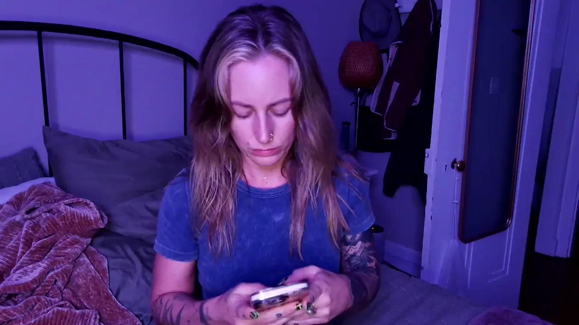 Gallery image thumbnail from Lena_bee's myfreecams stream on, 03/14/2025, 04:30 image 2 of 20