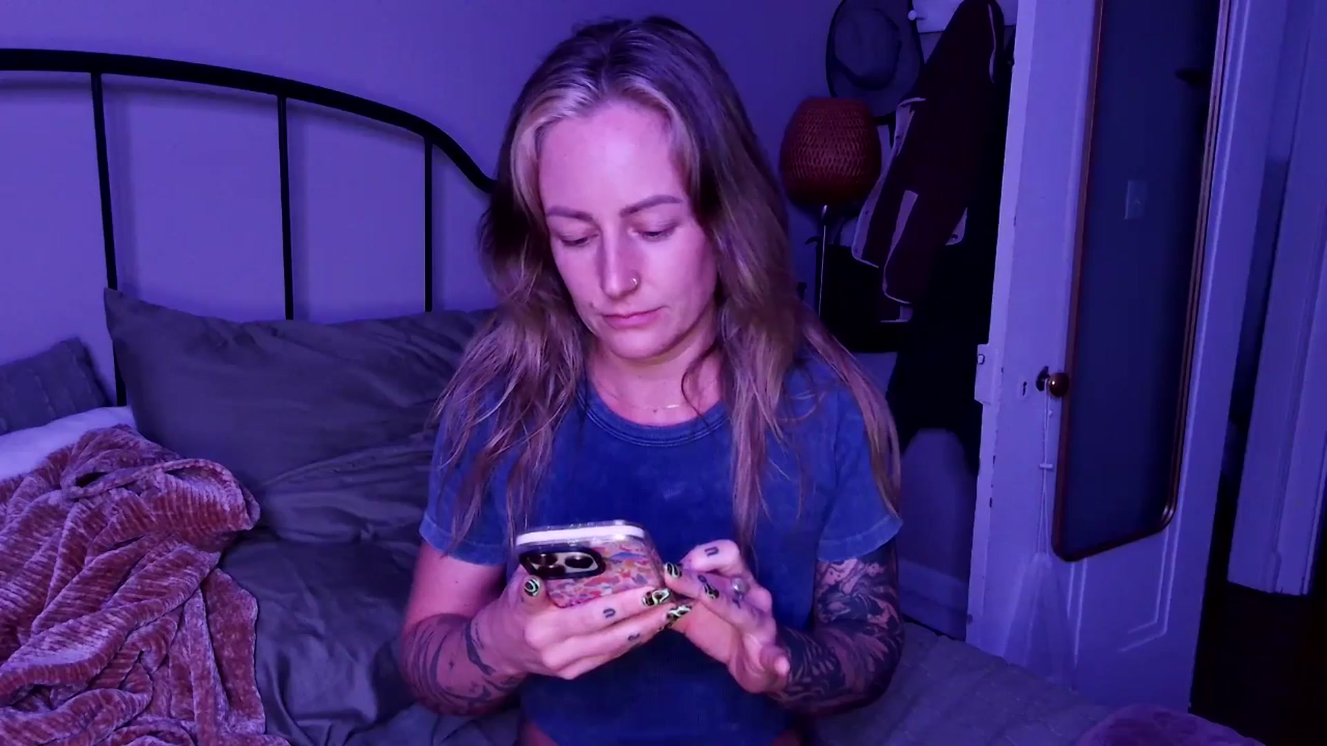 Gallery image thumbnail from Lena_bee's myfreecams stream on, 03/14/2025, 04:30 image 4 of 20