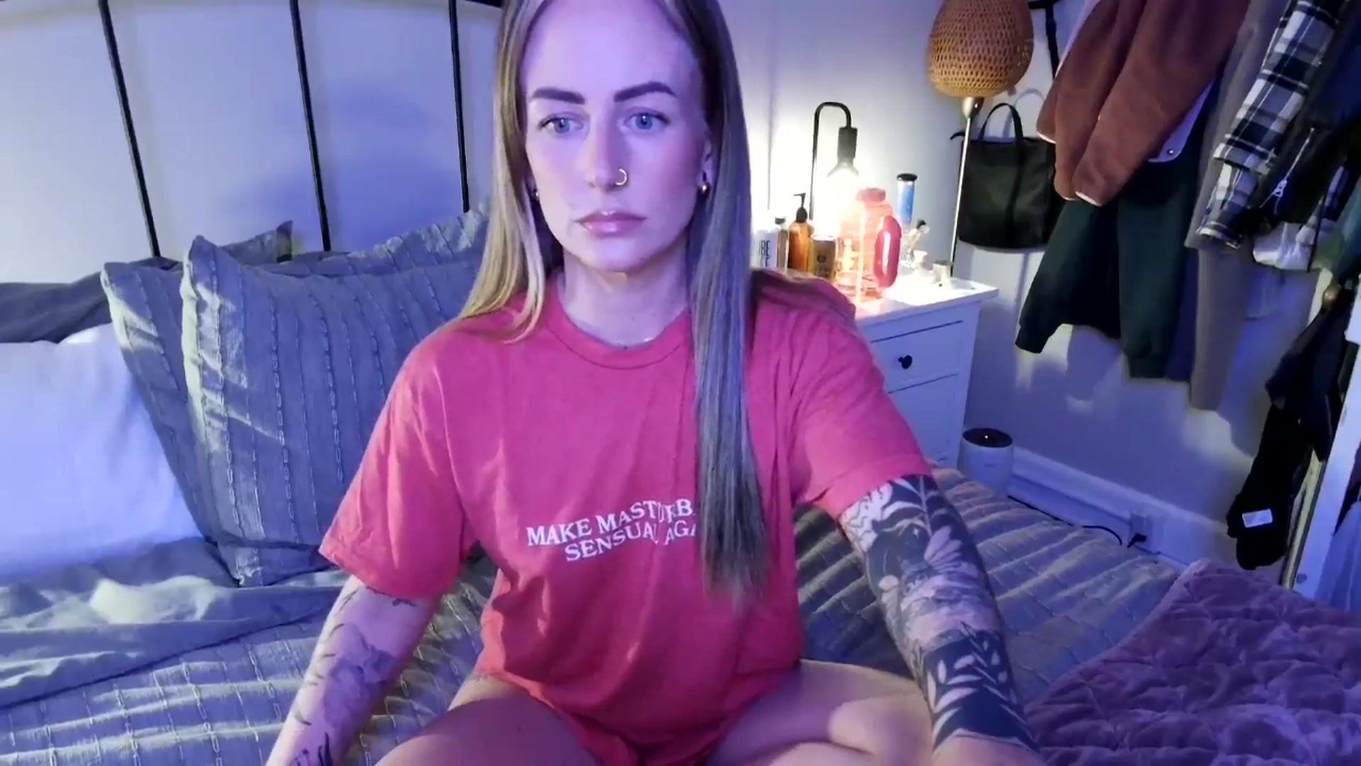 Gallery image thumbnail from Lena_bee's myfreecams stream on, 03/16/2025, 02:37 image 4 of 20