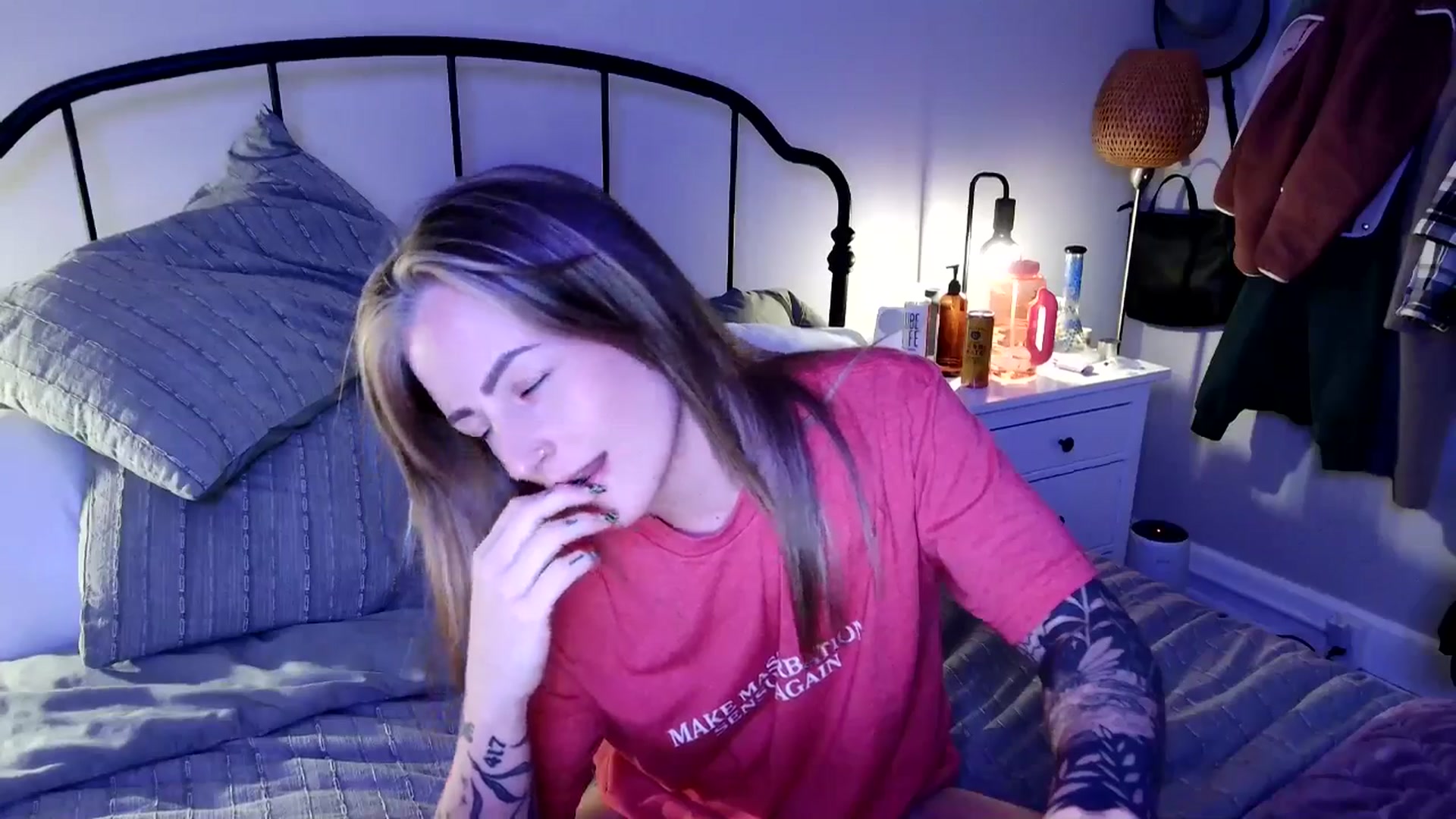 Gallery image thumbnail from Lena_bee's myfreecams stream on, 03/16/2025, 03:15 image 8 of 20