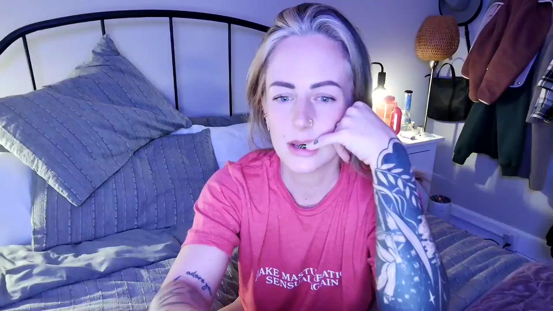 Gallery image thumbnail from Lena_bee's myfreecams stream on, 03/16/2025, 03:15 image 15 of 20