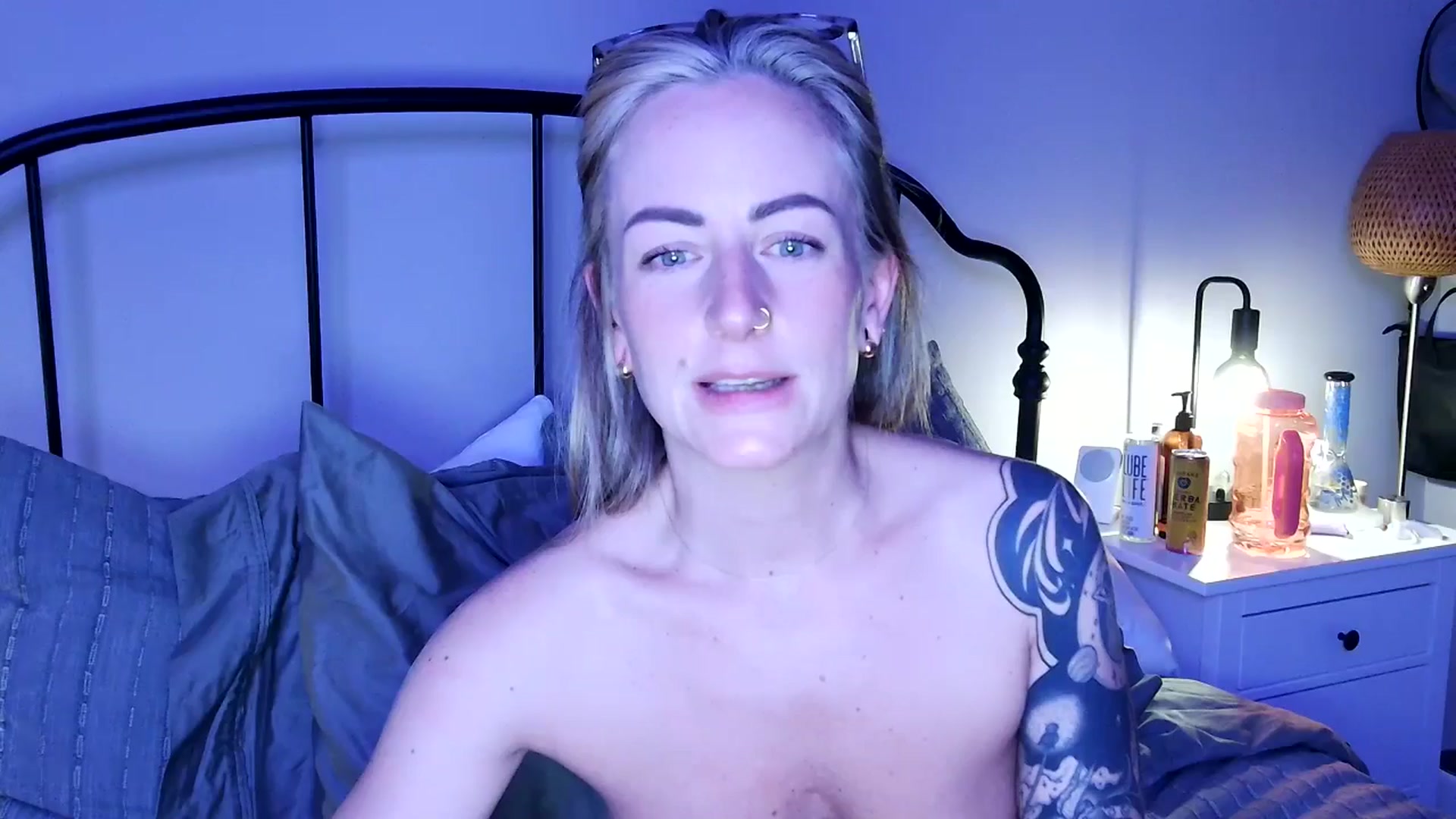 Gallery image thumbnail from Lena_bee's myfreecams stream on, 03/16/2025, 06:29 image 14 of 20