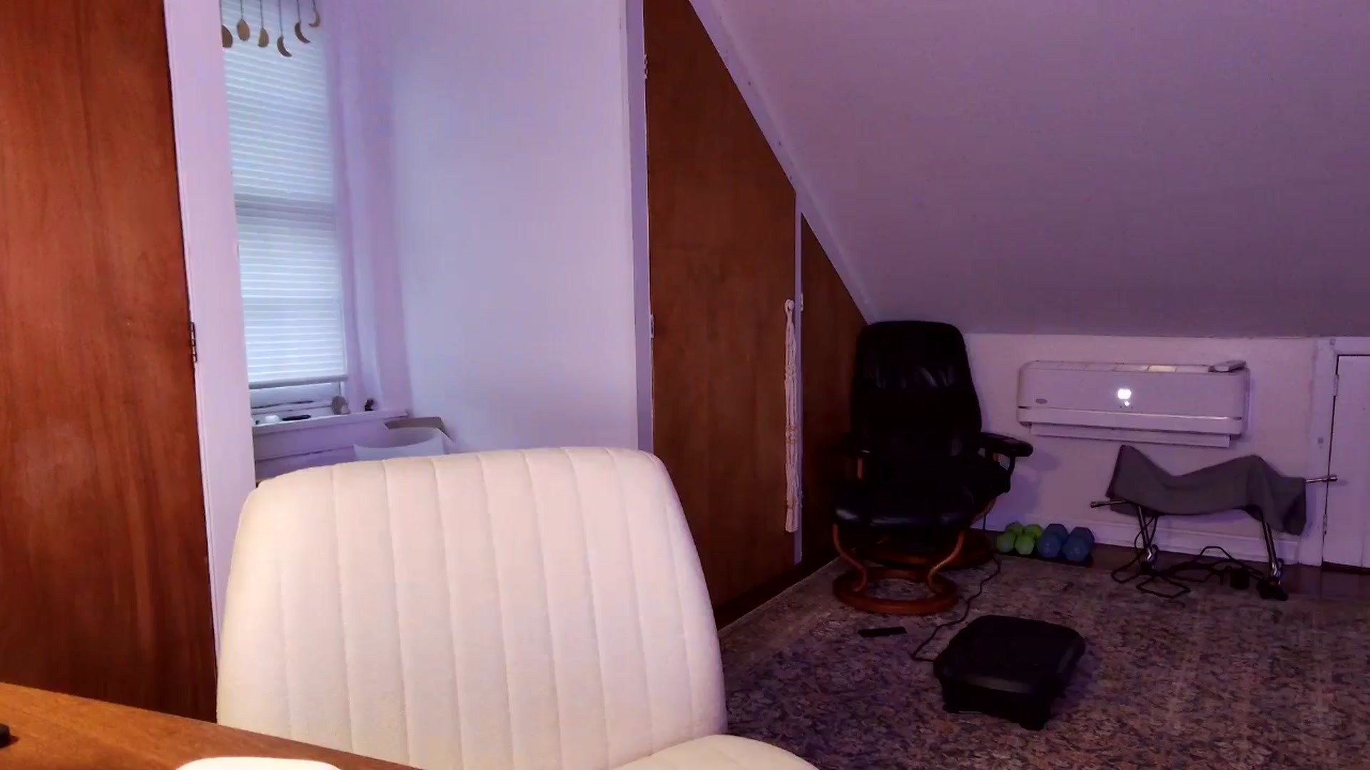 Gallery image thumbnail from Lena_bee's myfreecams stream on, 04/12/2025, 02:08 image 4 of 20