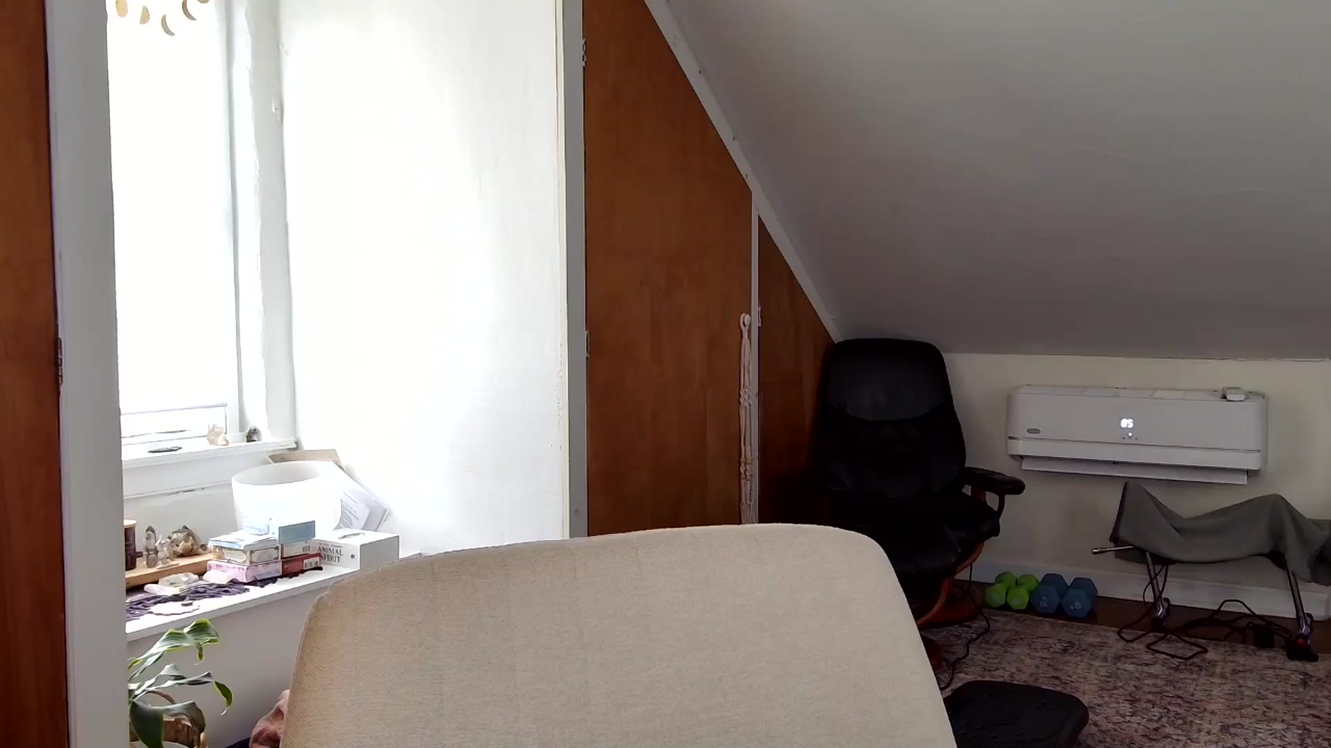 Gallery image thumbnail from Lena_bee's myfreecams stream on, 04/12/2025, 20:37 image 5 of 20