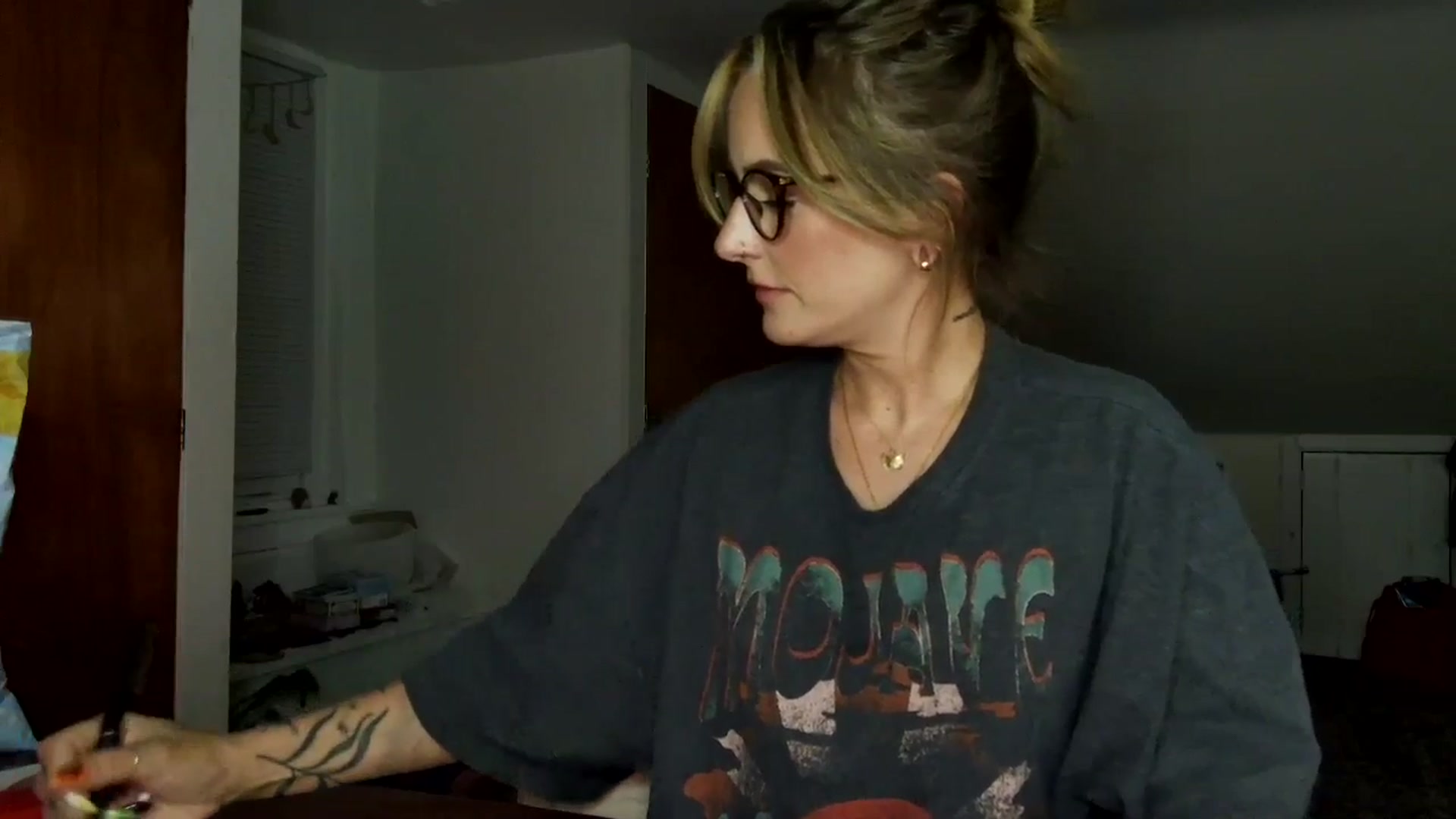Gallery image thumbnail from Lena_bee's myfreecams stream on, 04/25/2025, 04:36 image 7 of 20