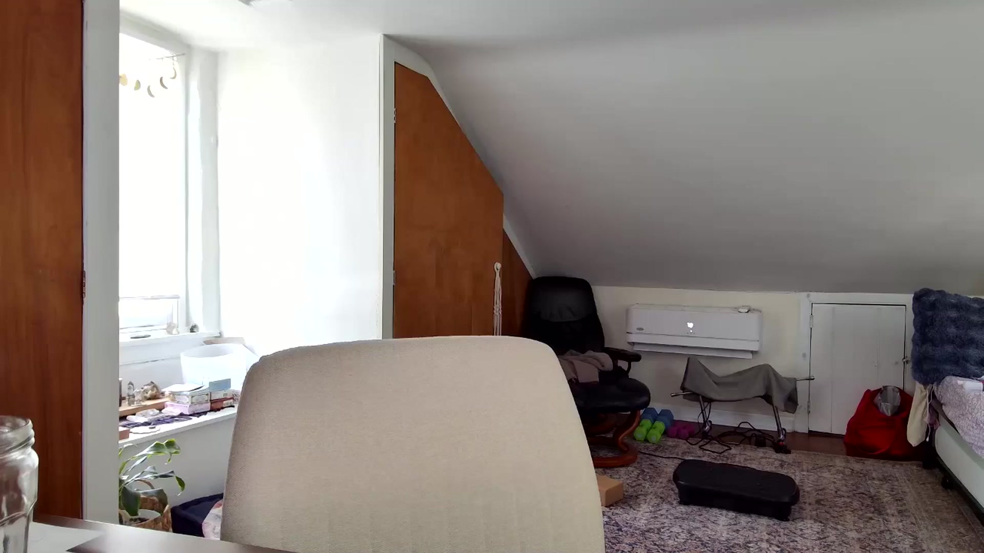 Gallery image thumbnail from Lena_bee's myfreecams stream on, 05/01/2025, 18:25 image 11 of 20