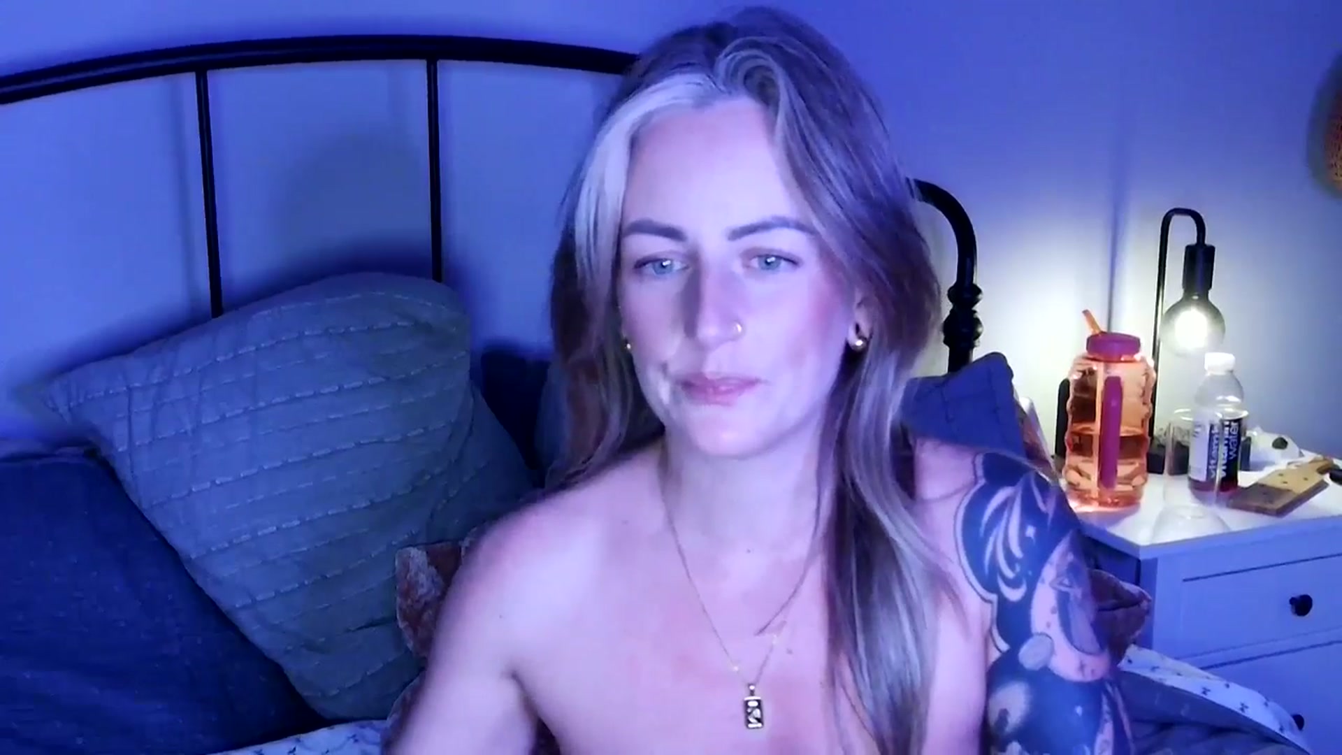 Gallery image thumbnail from Lena_bee's myfreecams stream on, 05/31/2025, 03:41 image 20 of 20
