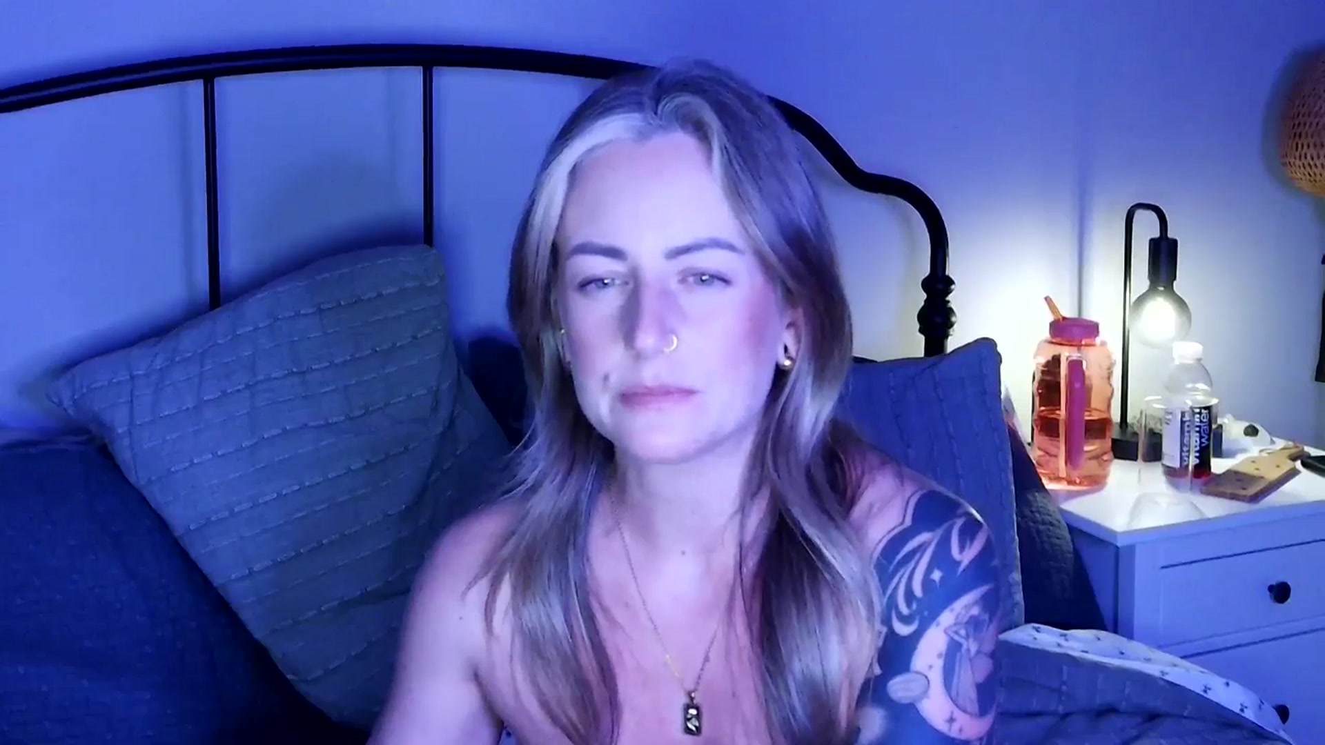 Gallery image thumbnail from Lena_bee's myfreecams stream on, 05/31/2025, 04:46 image 5 of 20