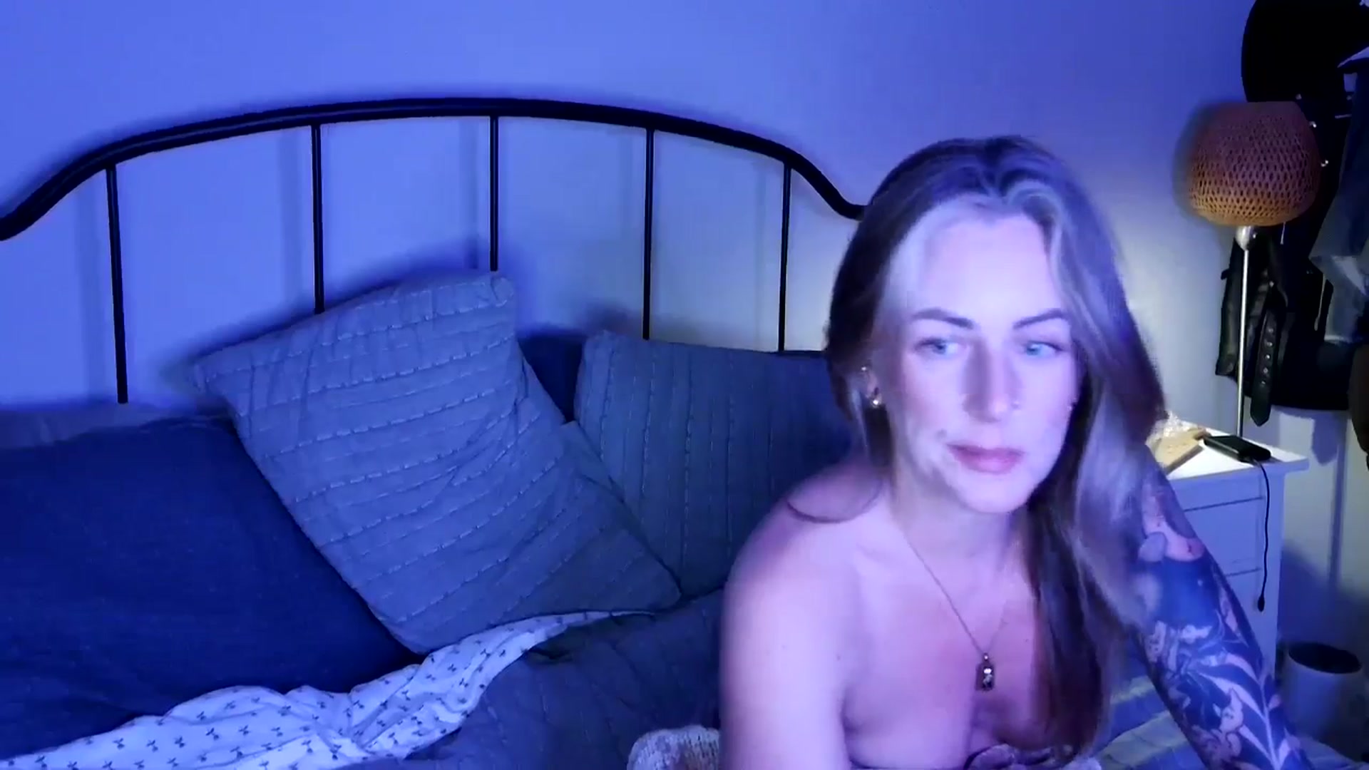 Gallery image thumbnail from Lena_bee's myfreecams stream on, 05/31/2025, 04:46 image 15 of 20